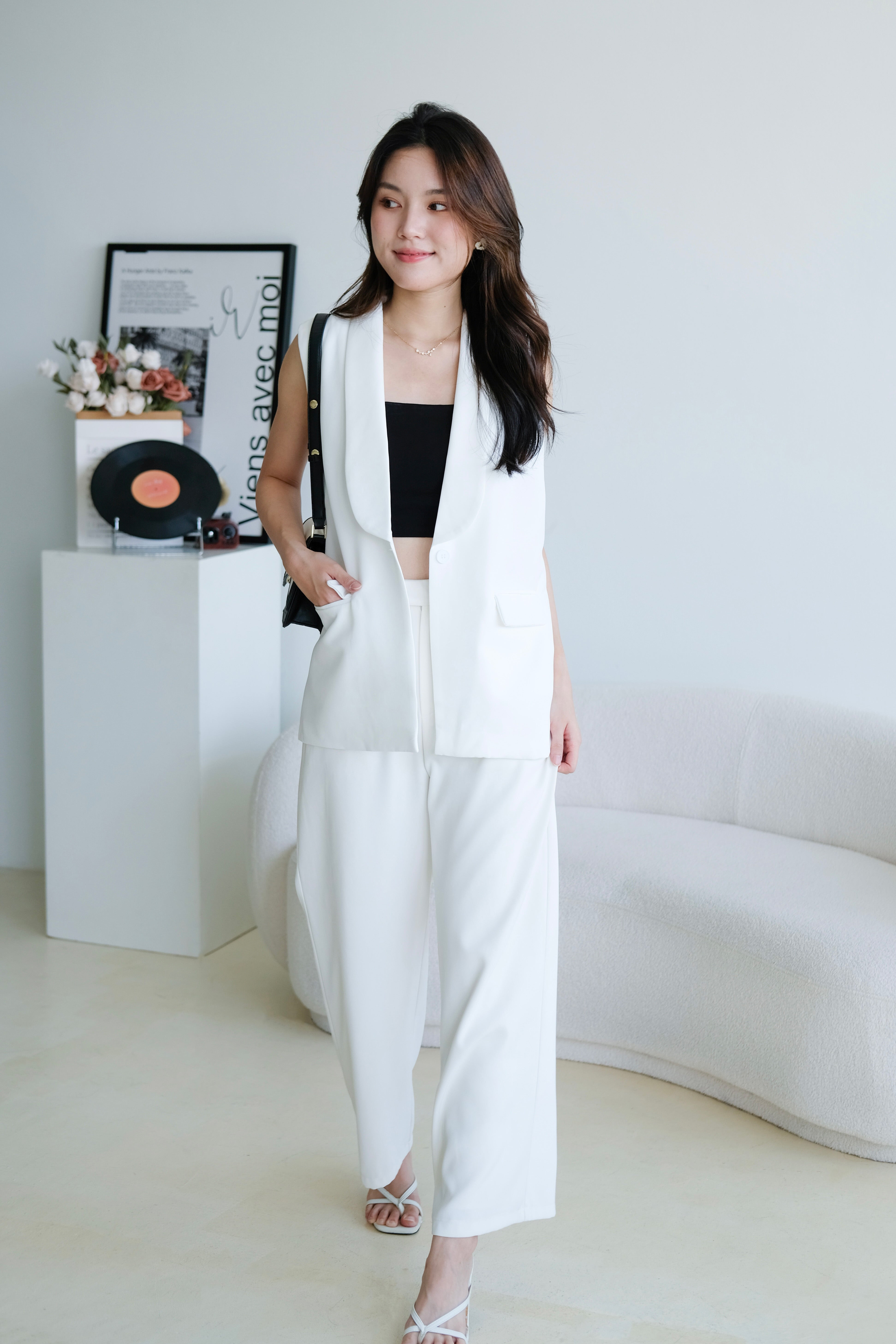 Zora Blazer Long Vest (White)