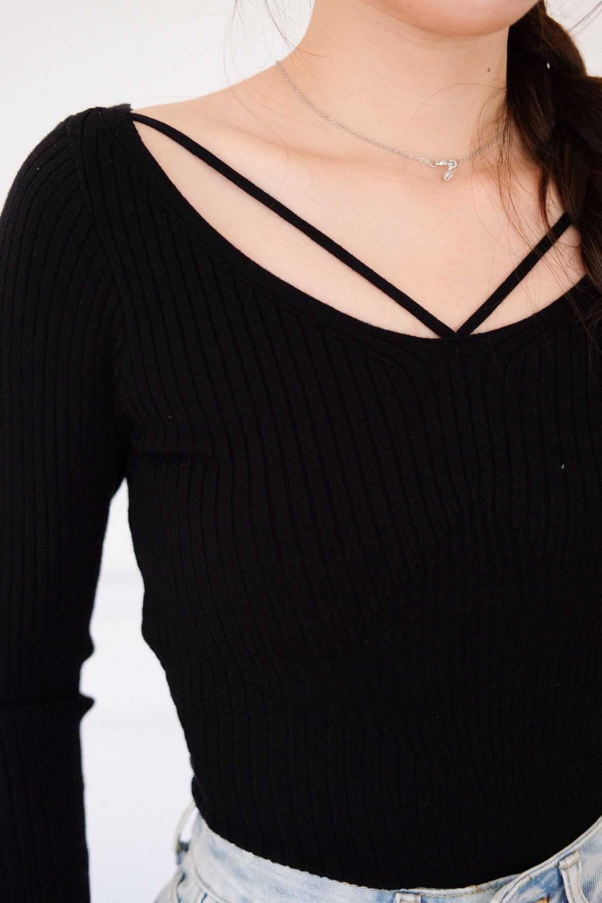 Tristan V Line Sculpted Long Sleeves Top (Black)