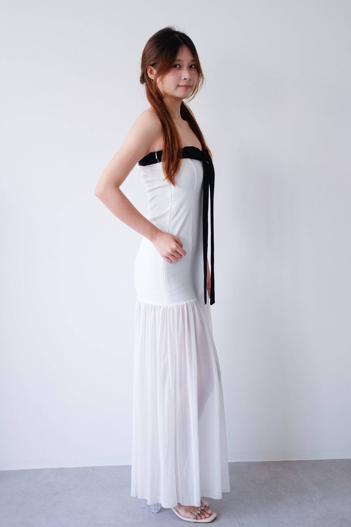 Contrast Ribbon Tube Chiffon Dress