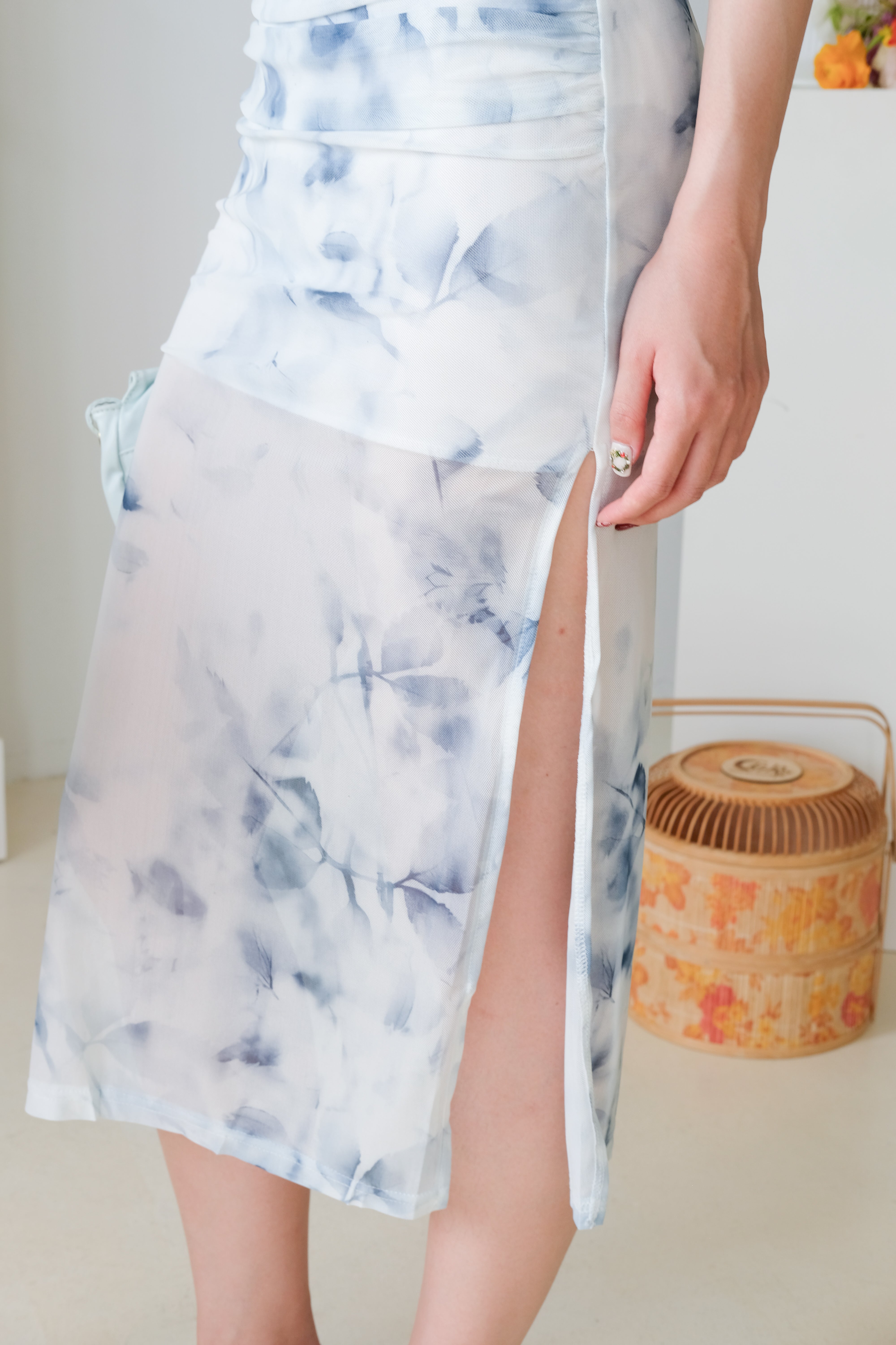 Xuan Mesh Slit Midi Cheongsam (Blue)
