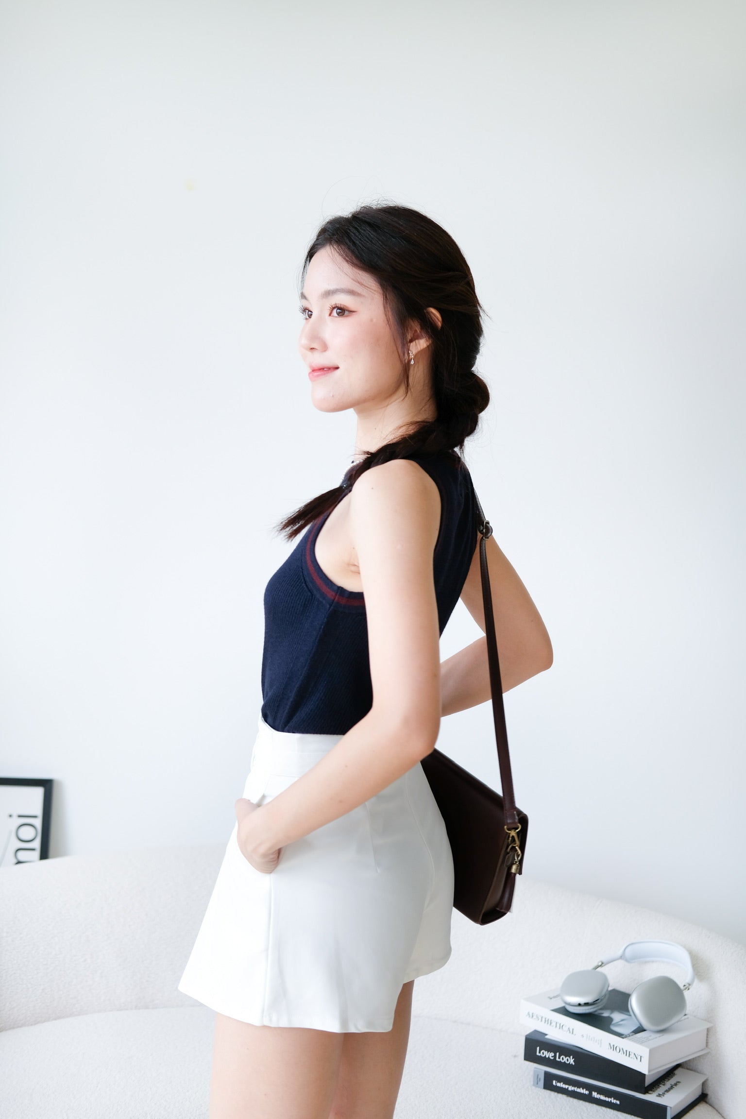 Kyara Contrast Knit Tank Top (Navy Blue)