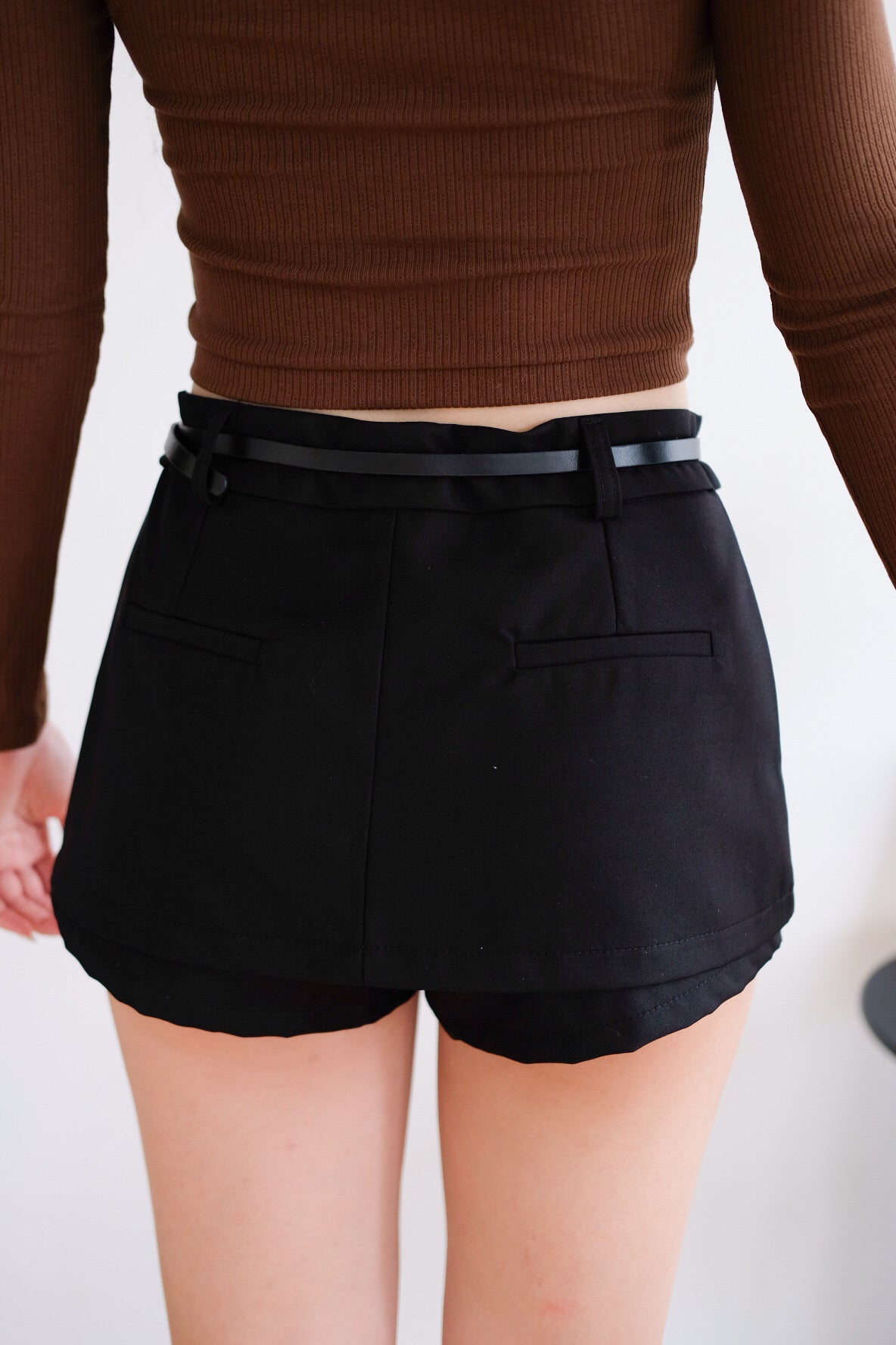Contour Belted Skort (Black)