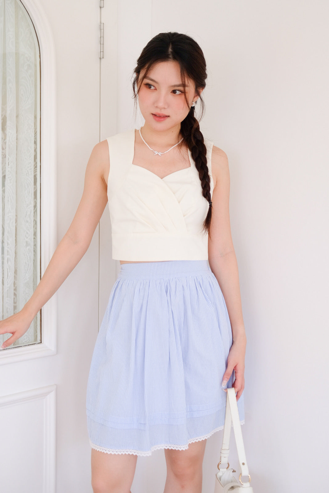 Hayley Sweetheart Crop Top (White)