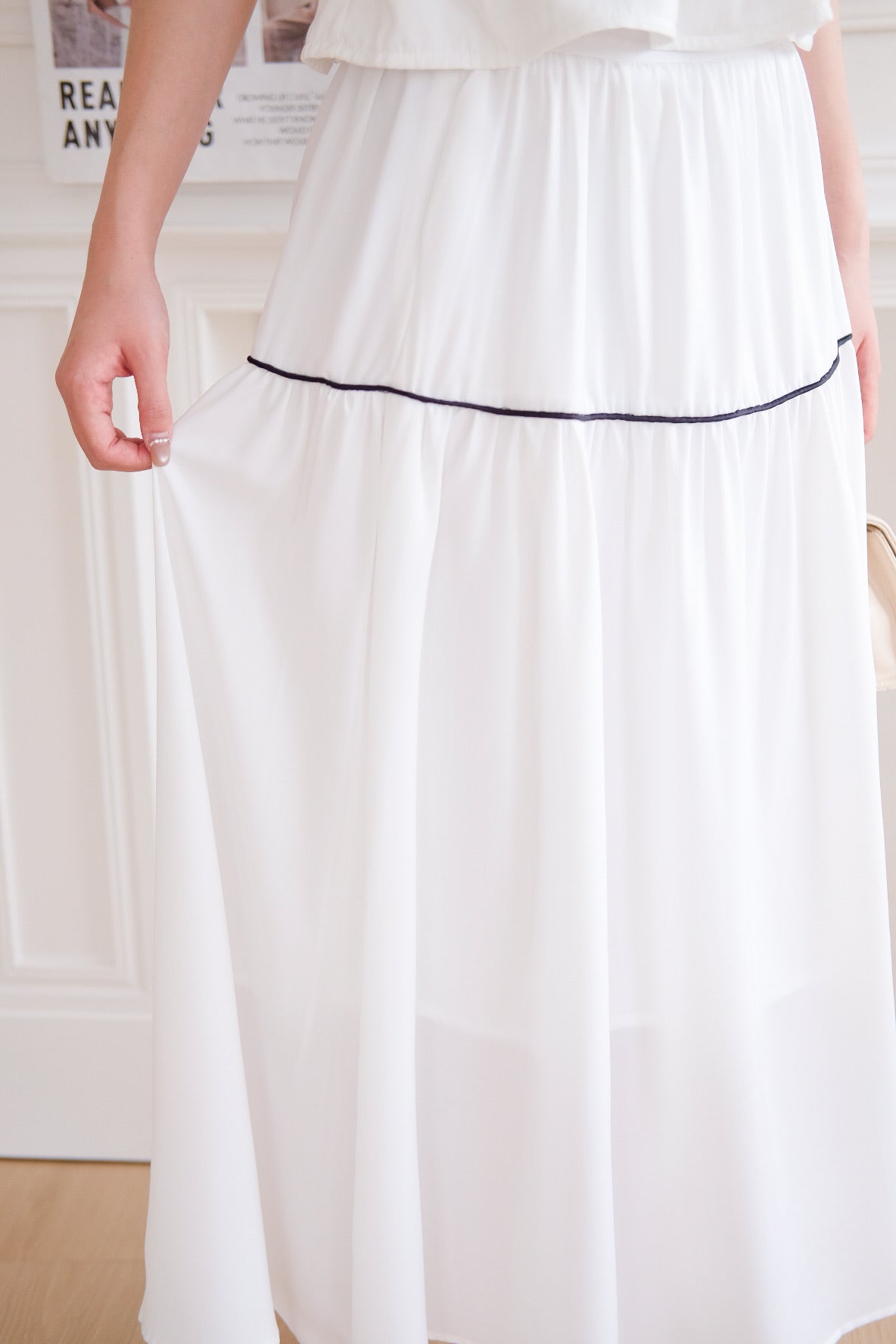 Alva Vintage Contrast A Line Skirt (White)