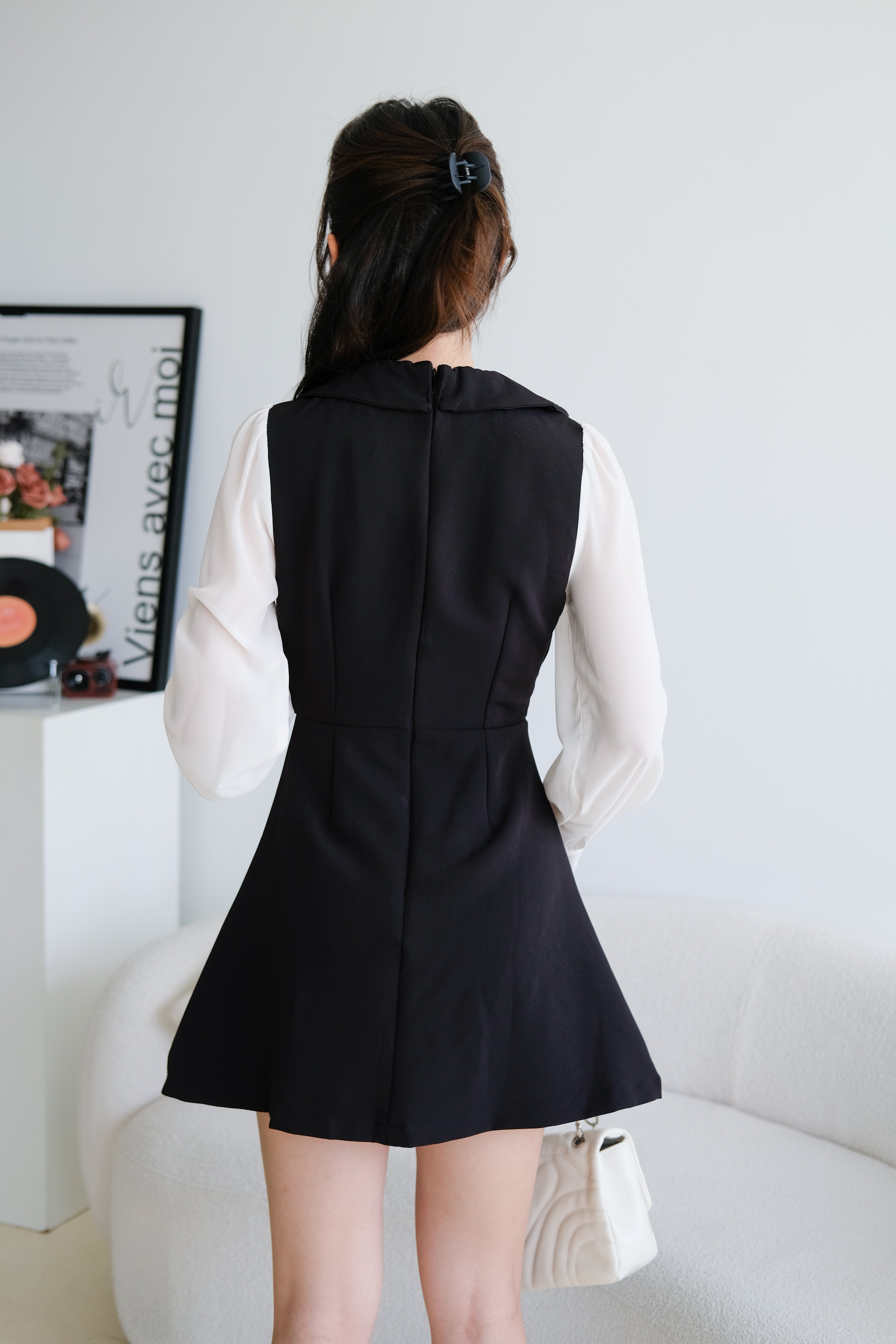 Louisa Blazer Sleeve Dress (Black)
