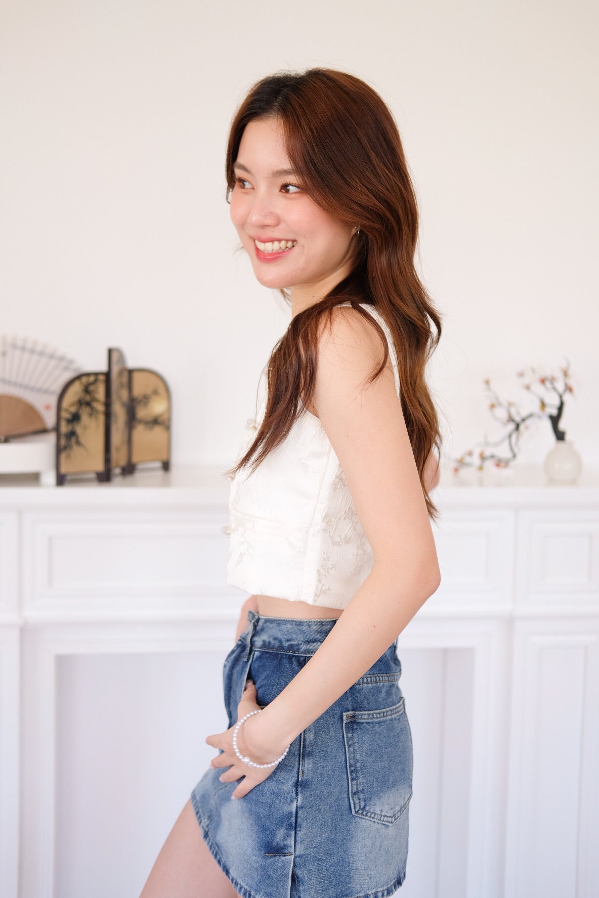 婉妍 Wan Yan Vest Cheongsam Top (Cream)