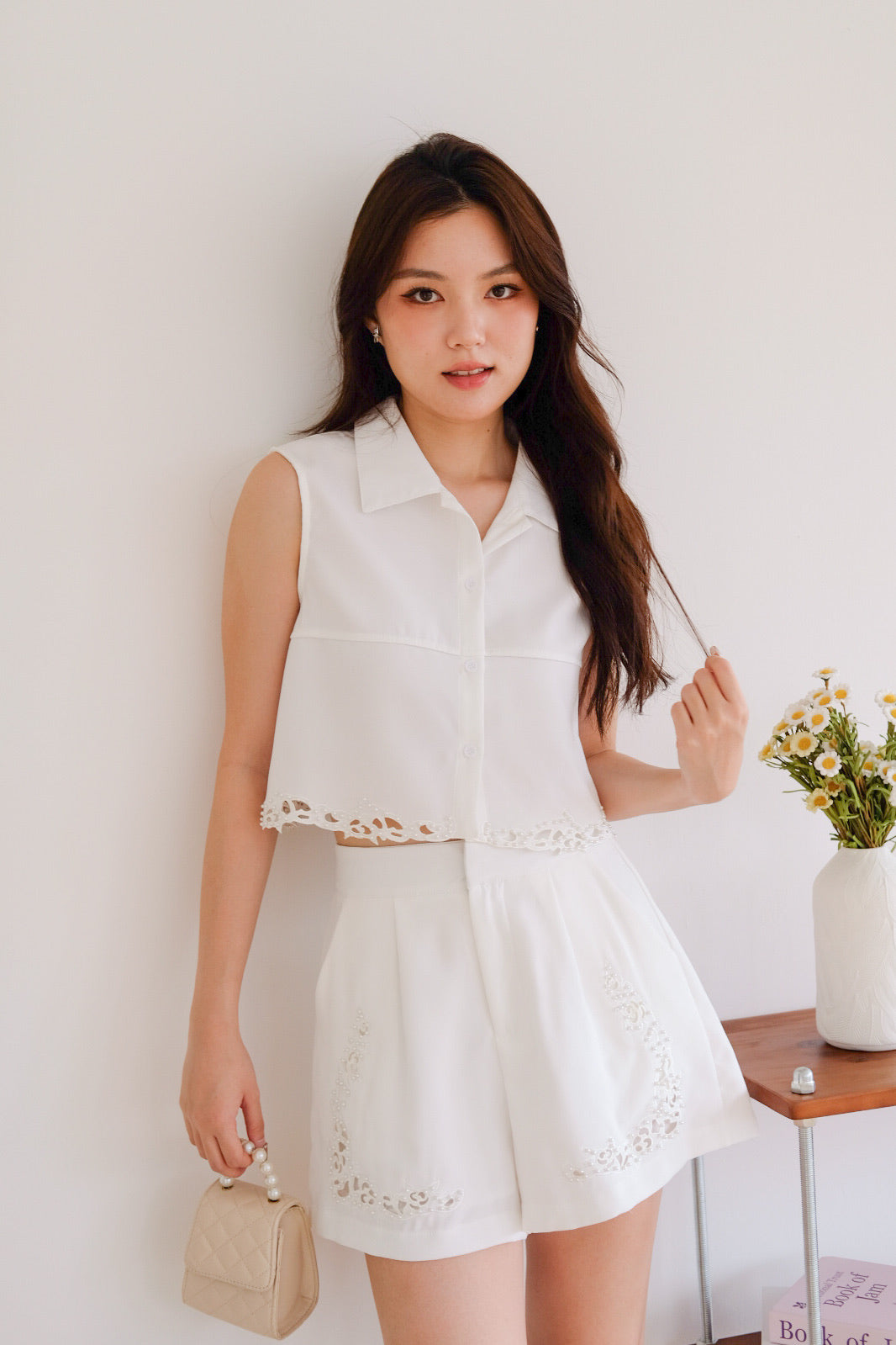 Petrina Eyelet Collared Set (White)