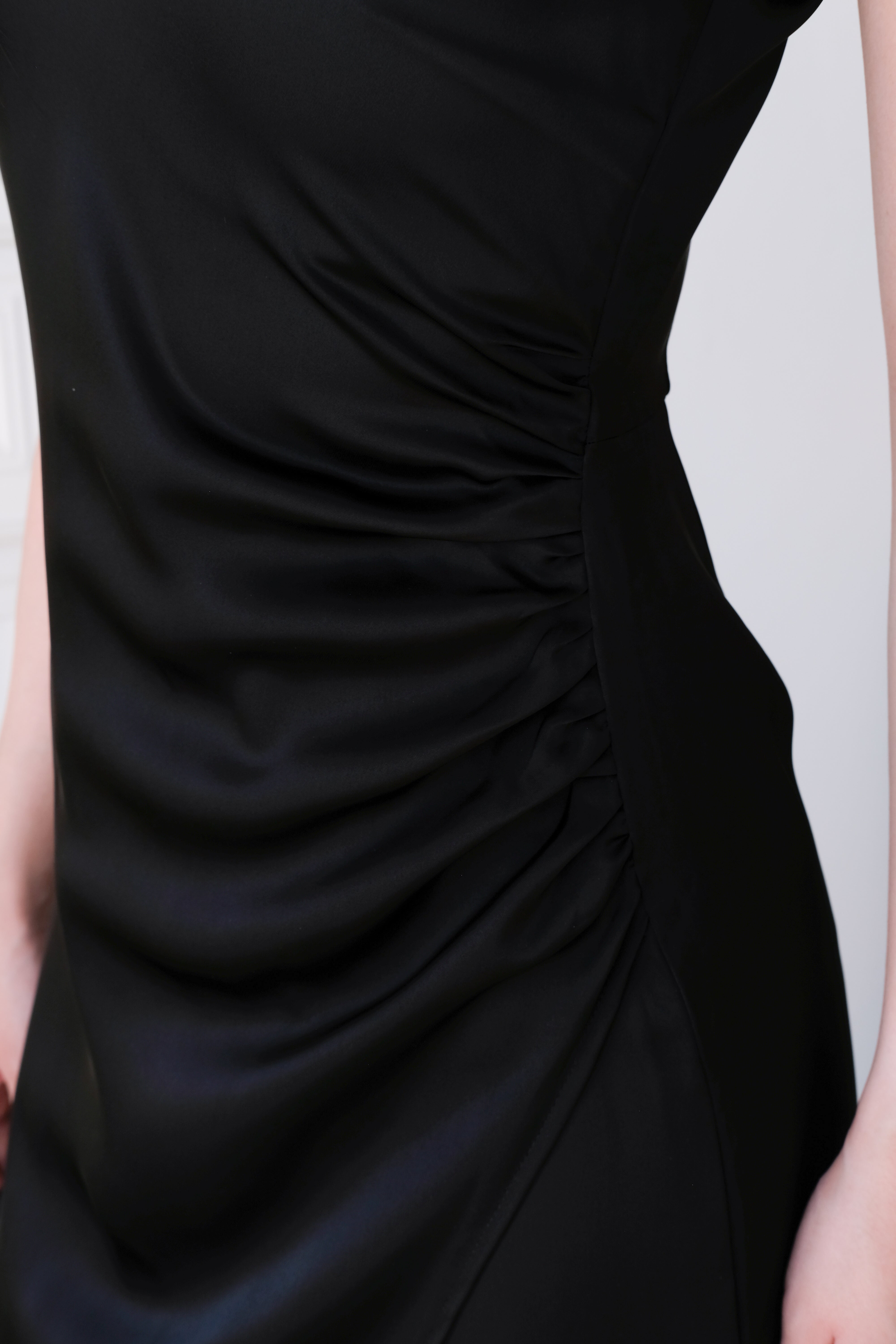 Elyanne Halter Satin Slit Maxi Dress (Black)