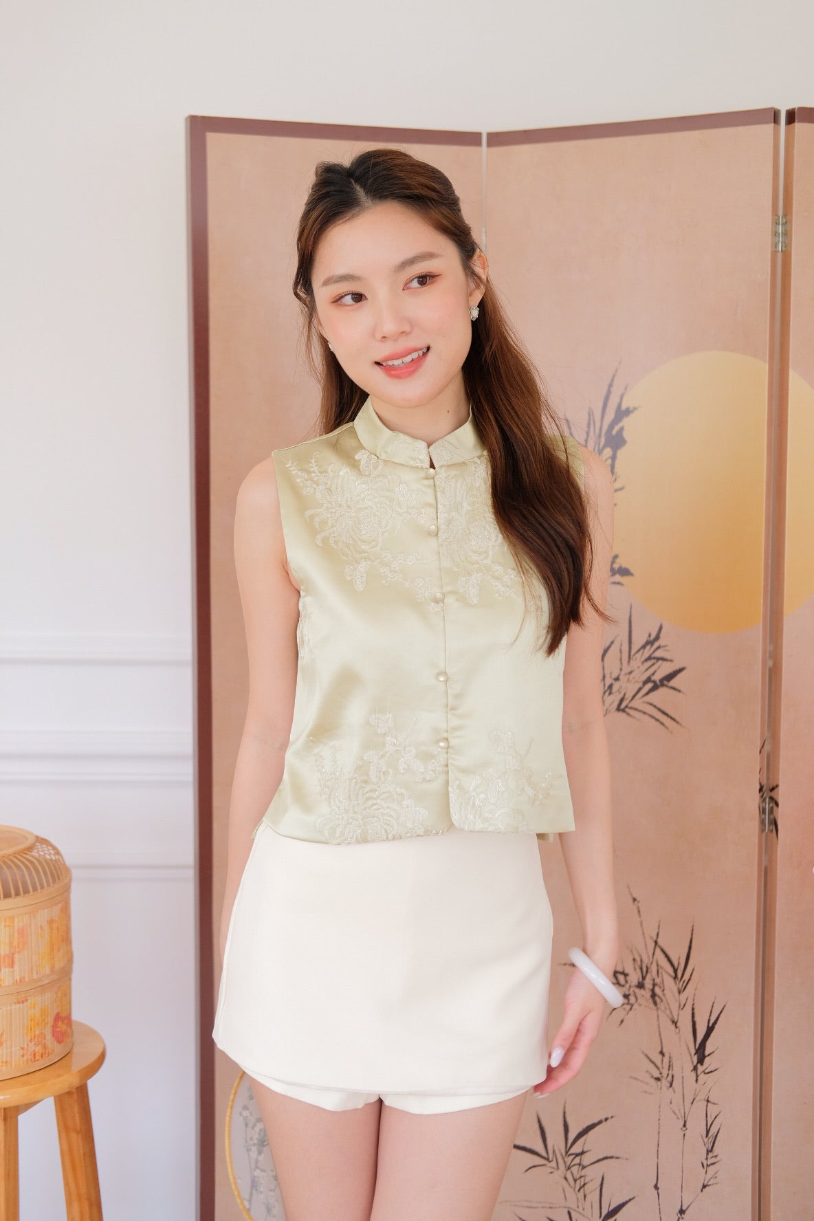 宋 Song Satin Cheongsam Vest Top (Pear Green)