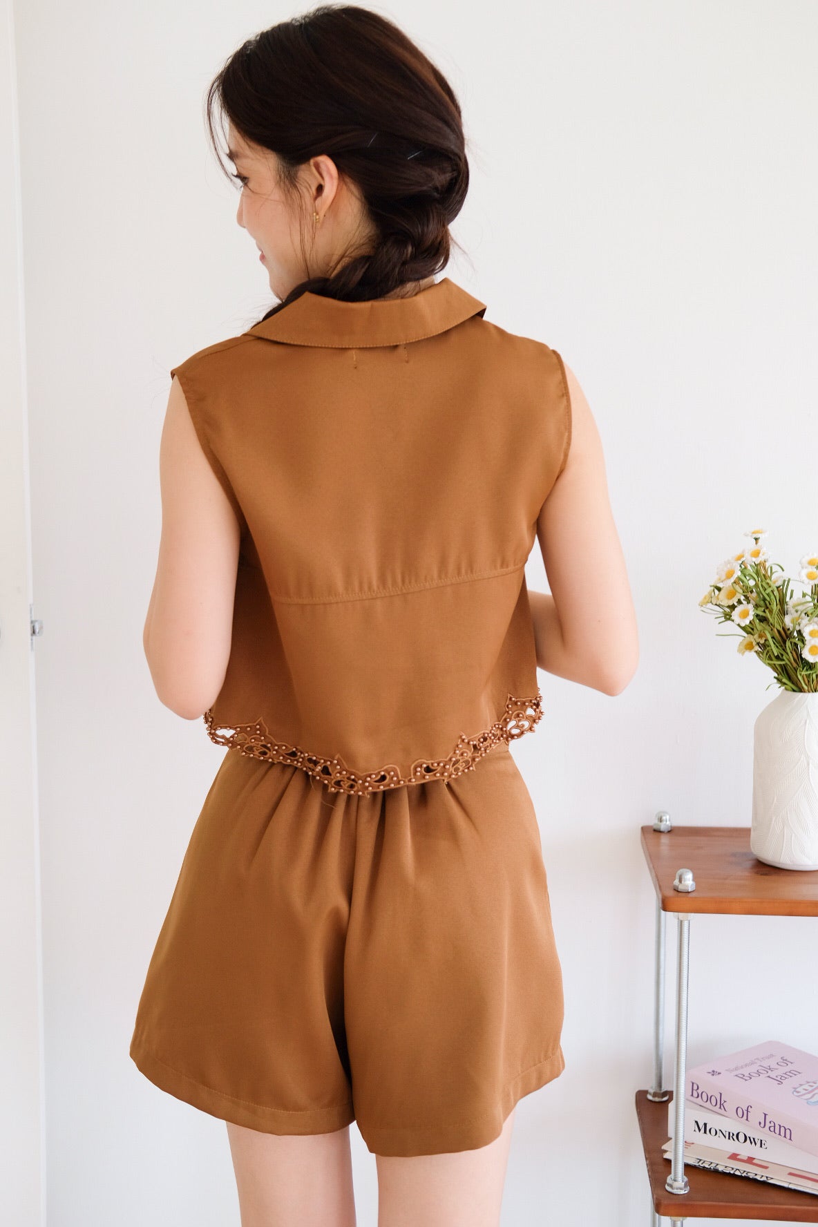 Petrina Eyelet Collared Set (Mocha)