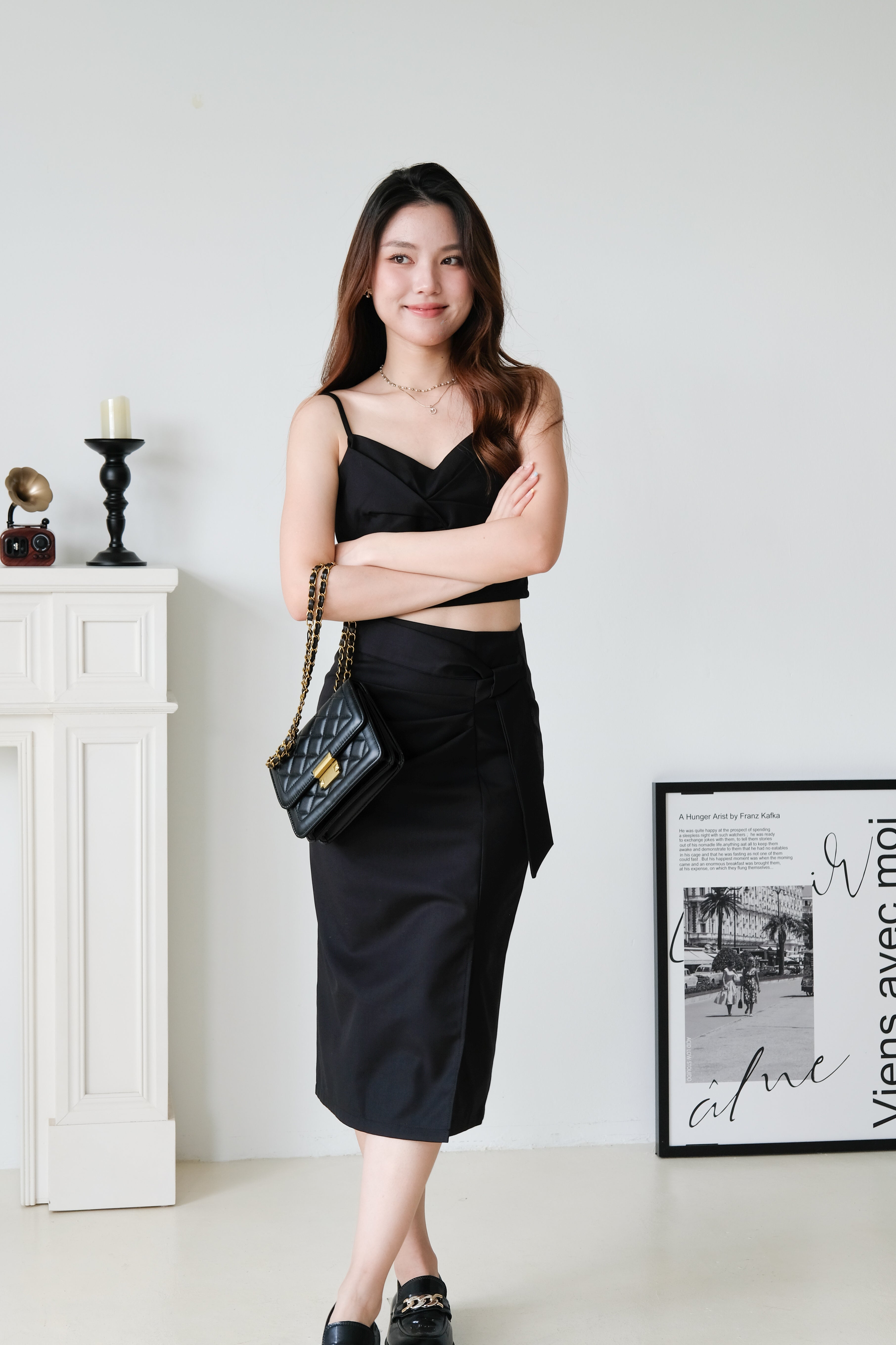Addie Side Ruched Pencil Skirt (Black)