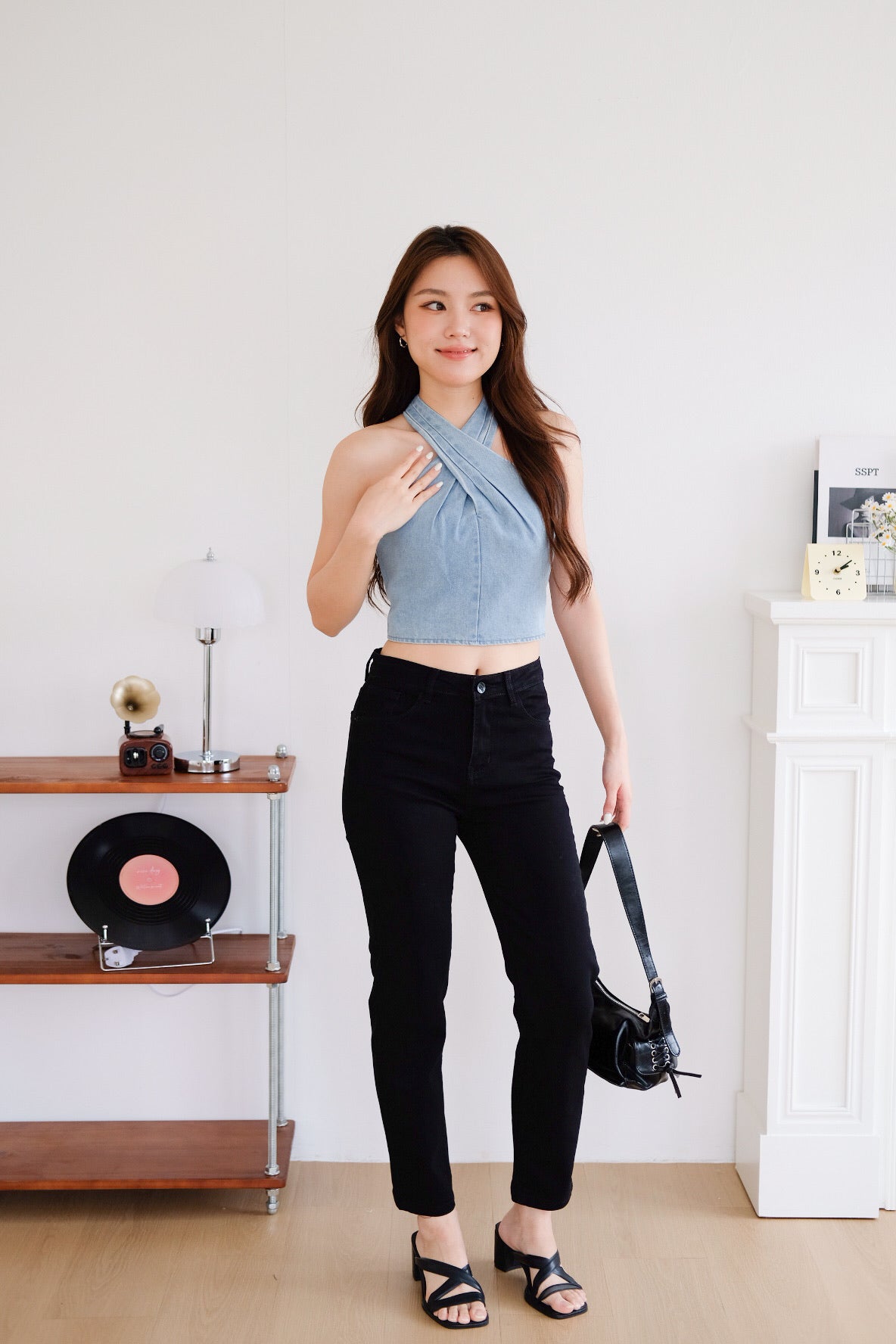 Veda Padded Halter Denim Crop Top (Light Denim)