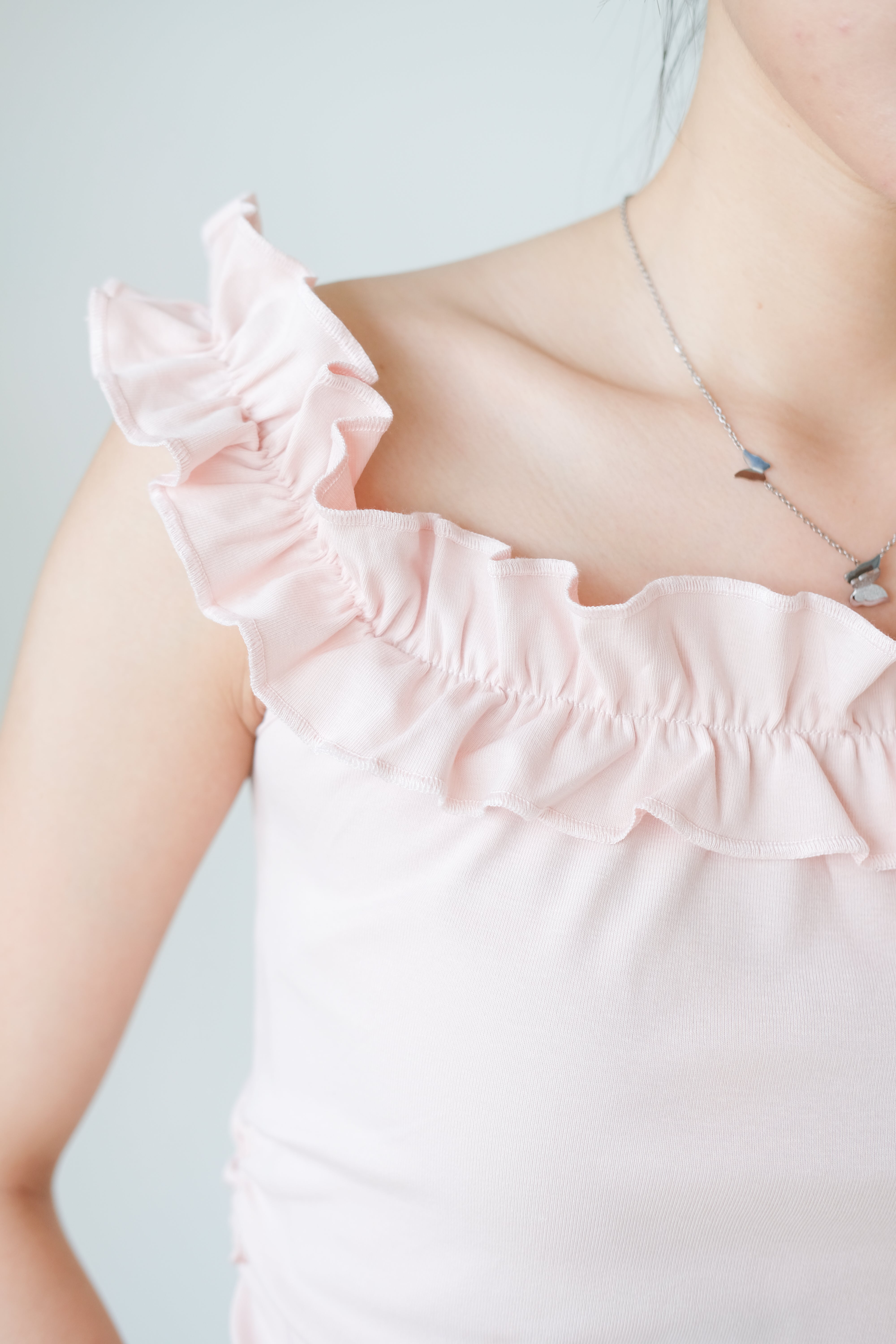 Layla Ruffle Off Shoulder (Light Pink)
