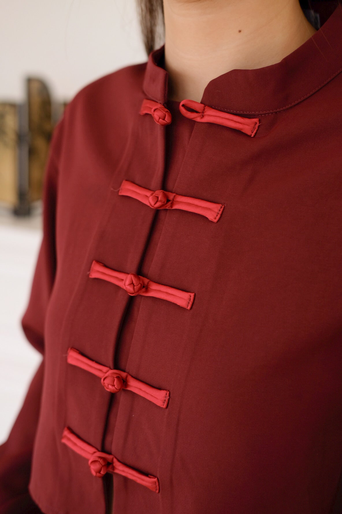 和妍 Yan Long Sleeves Crop Top (Wine)