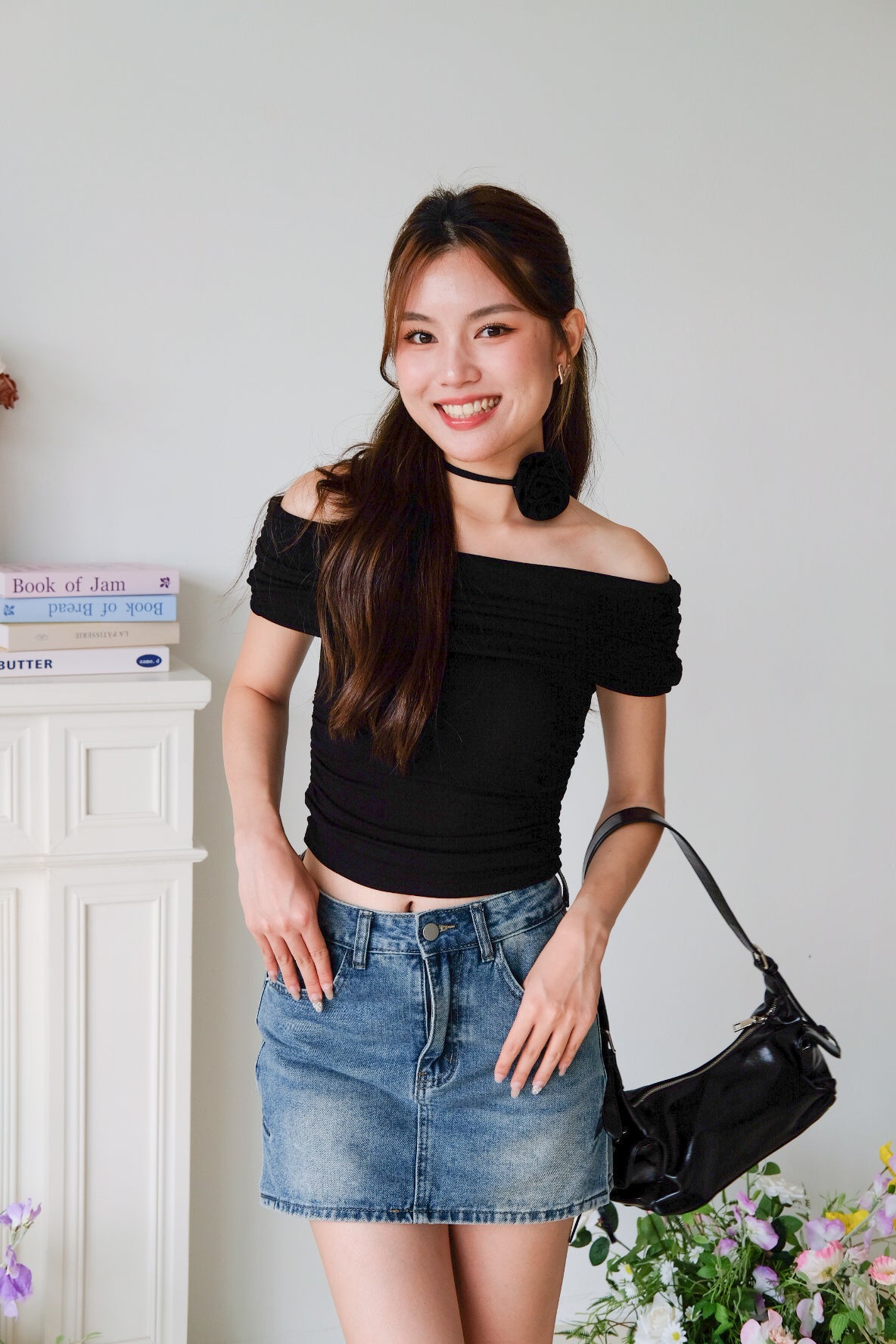 Deena Off Shoulder Stretchy Top (Black)