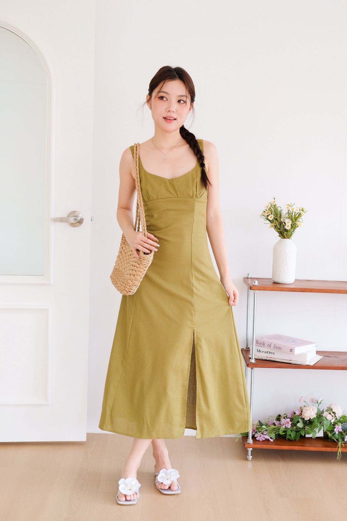Clover Linen Slit Dress (Olive Green)