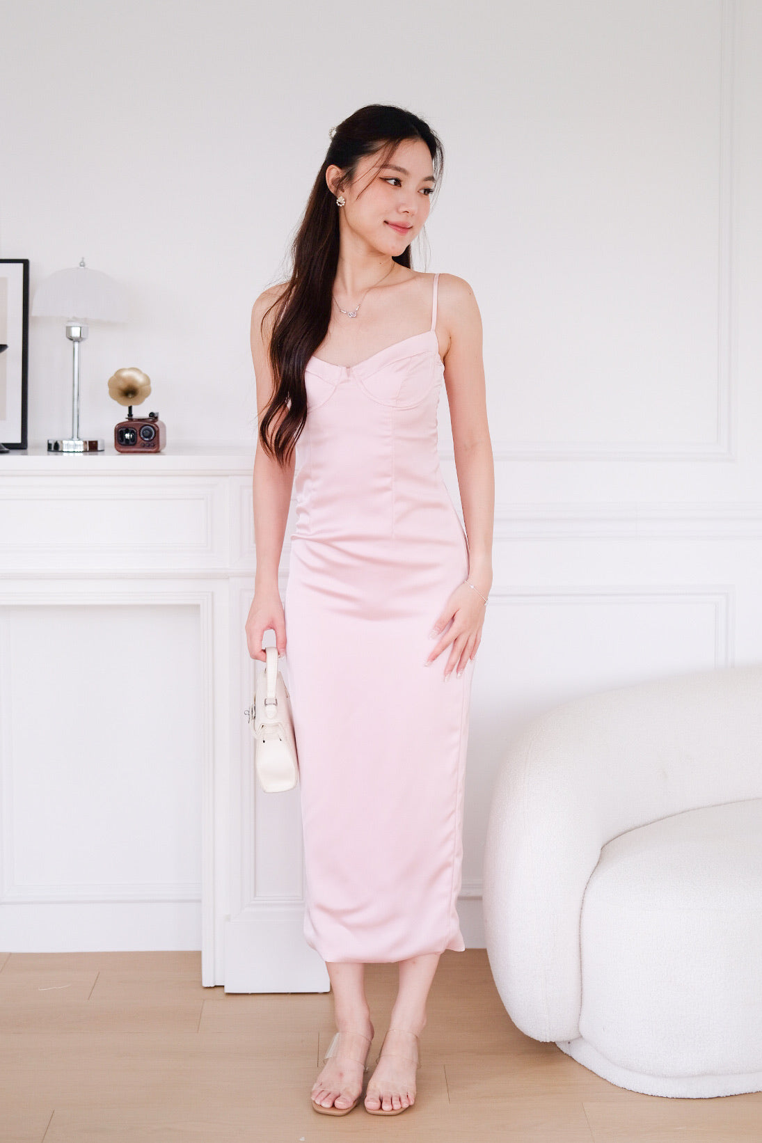 Elizabeth Sweetheart Satin Maxi Dress (Matte Pink)