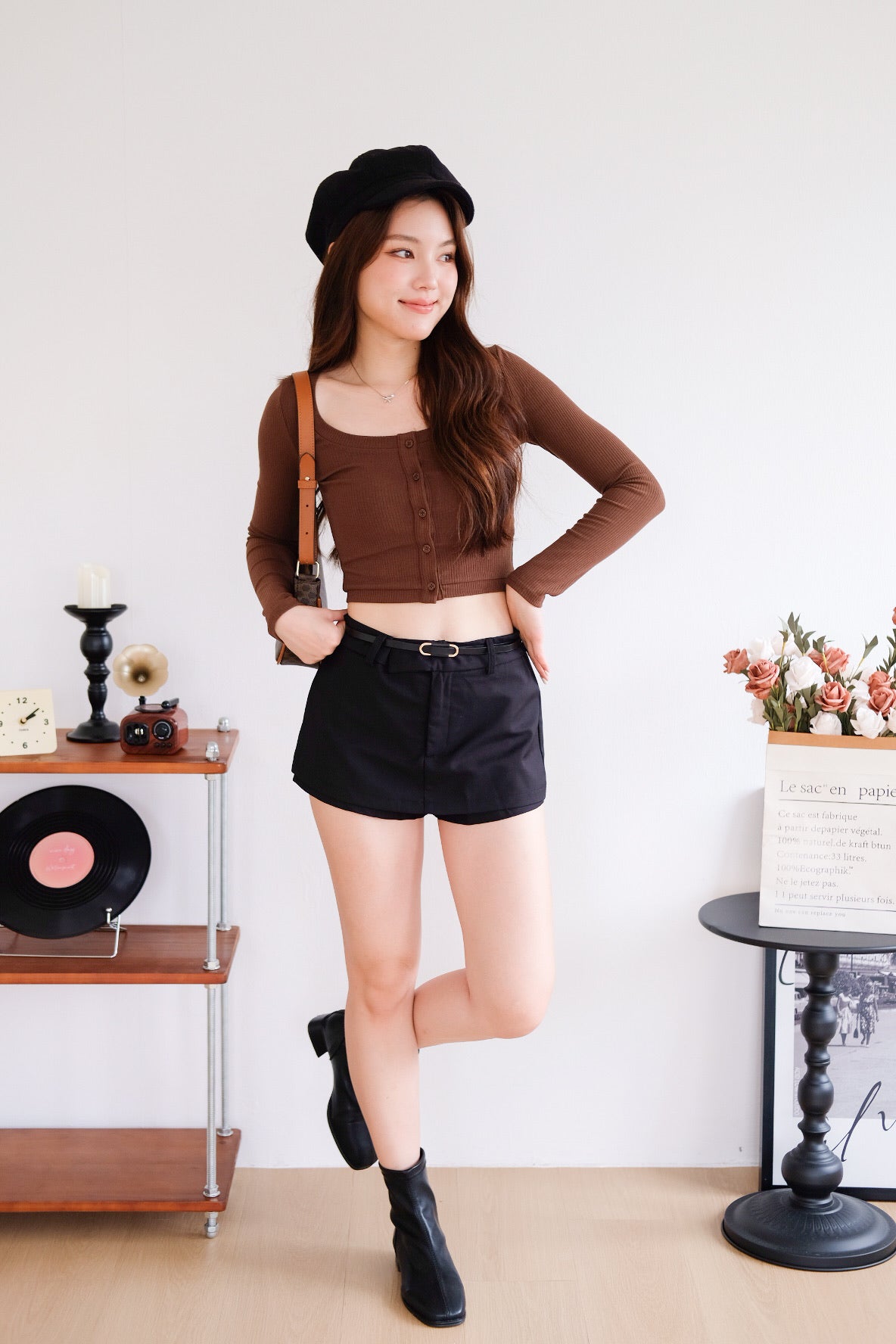 Lucine Ribbed Long Sleeves Crop Top (Mocha)