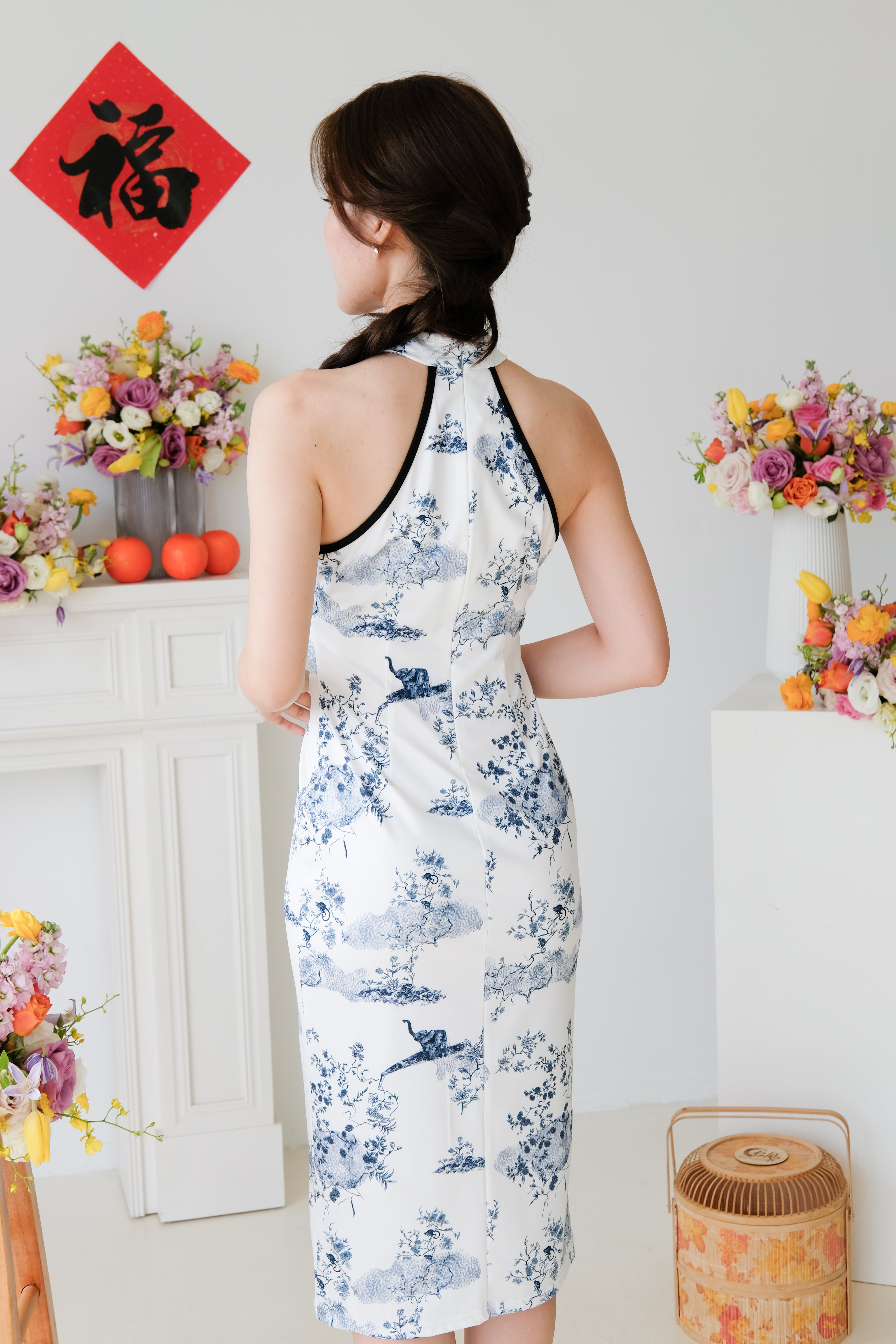 Yun Porcelain Halter Cheongsam (Porcelain Blue)