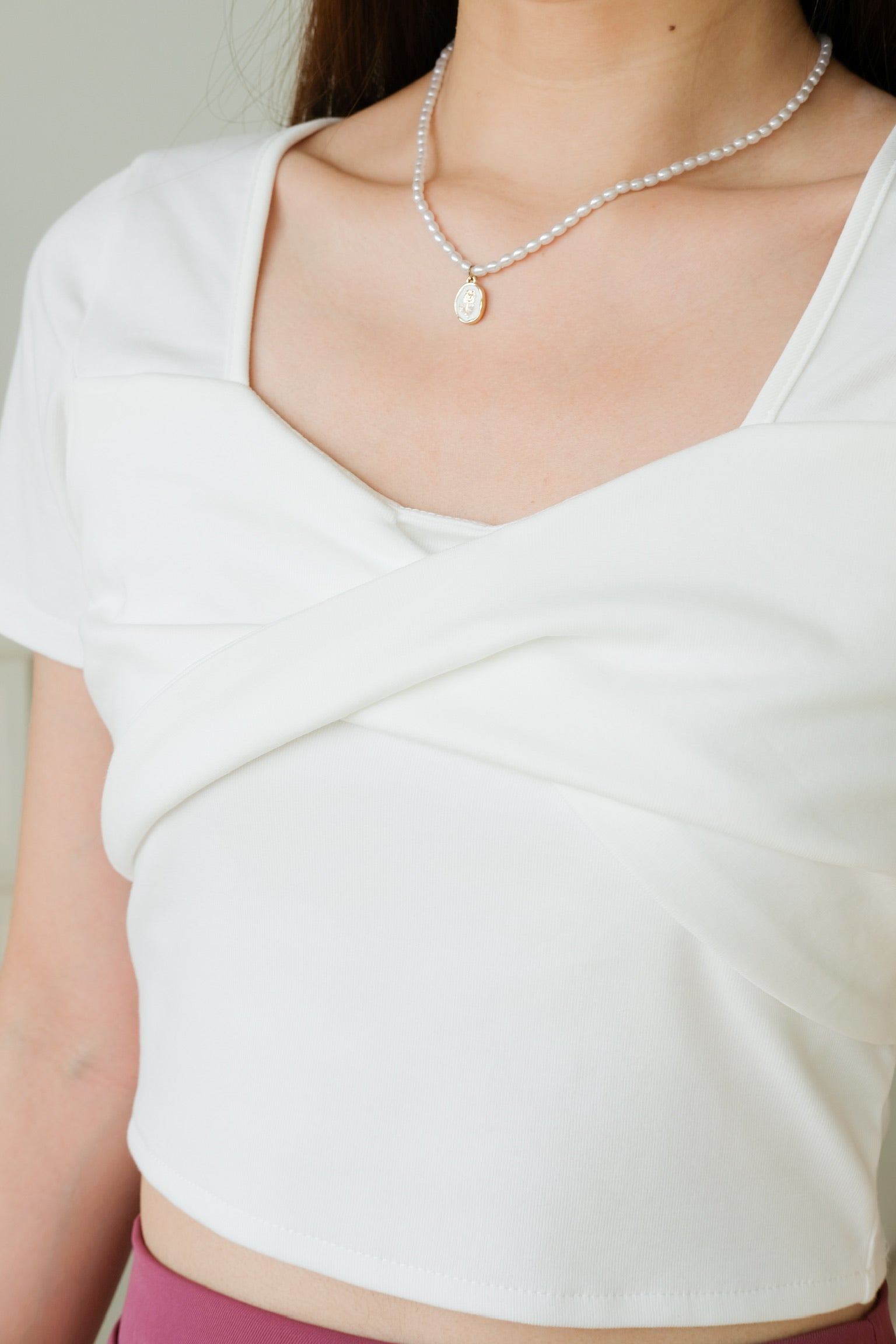 Heda Twist Cotton Tee (White)