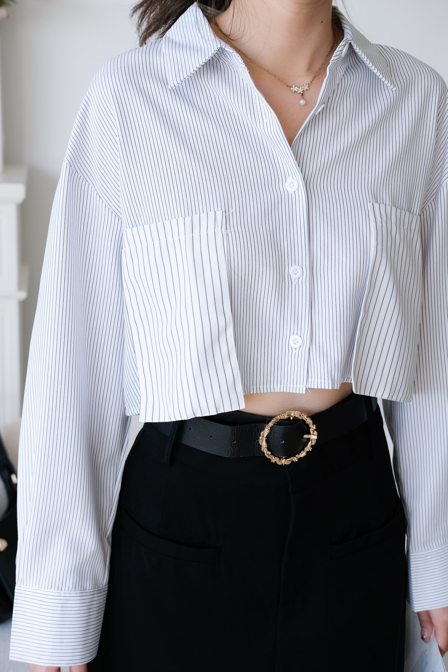 Rora Oversized Stripes Cropped Blouse (White)