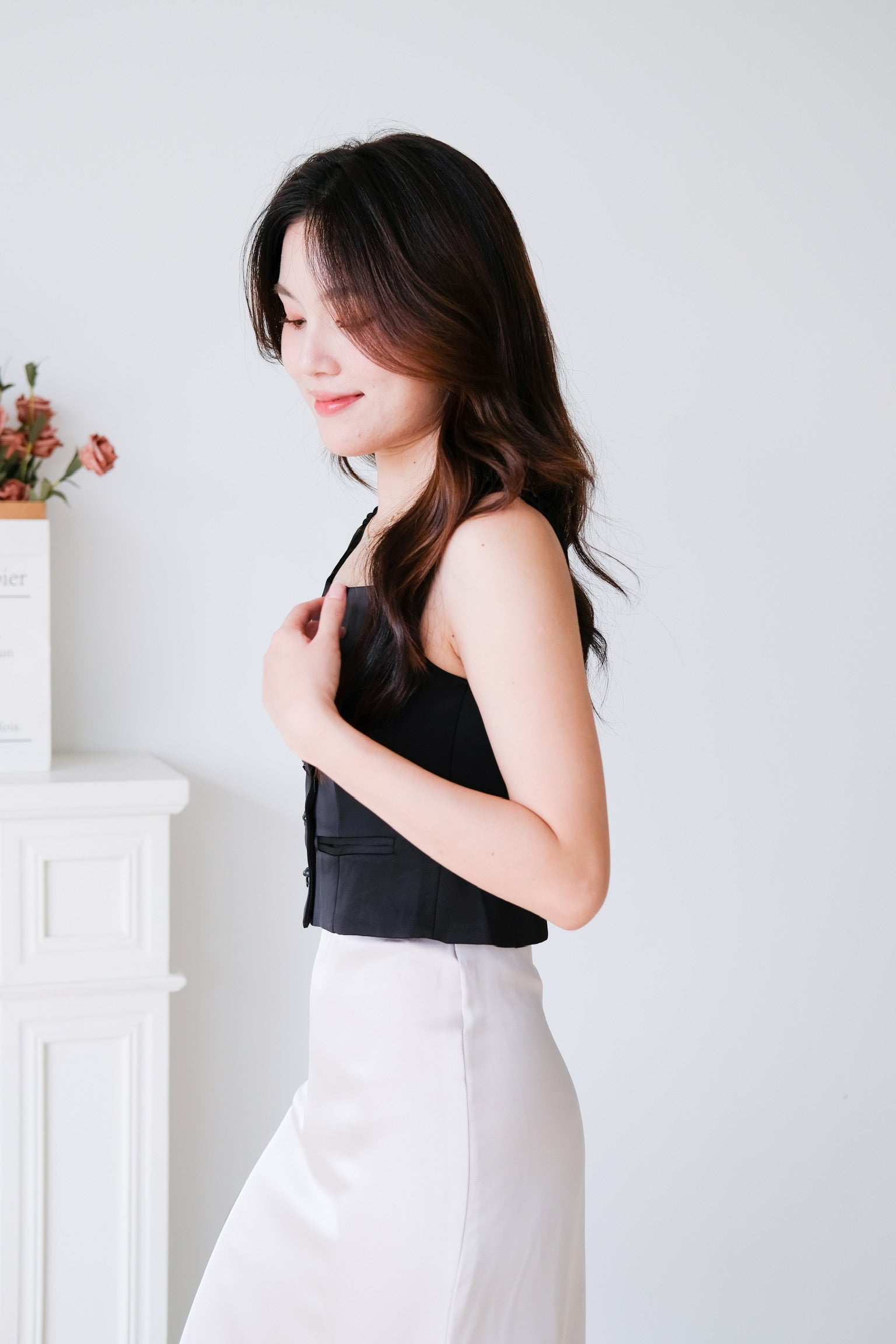 Maribelle Ribbon Scoop Top (Black)