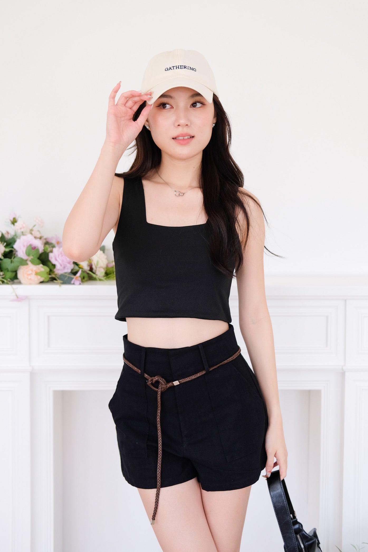 Mindy Linen Shorts (Black)