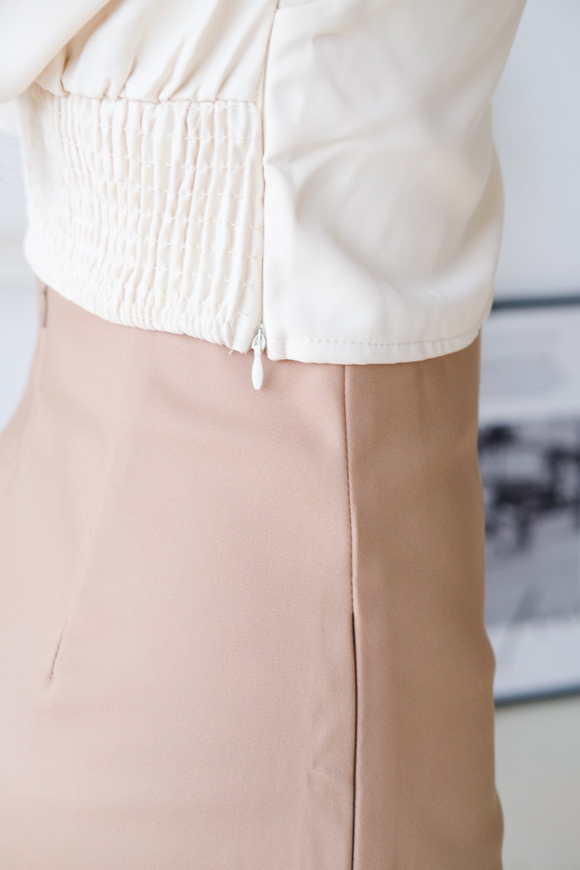 Laura Puffy Crop Top (Cream)