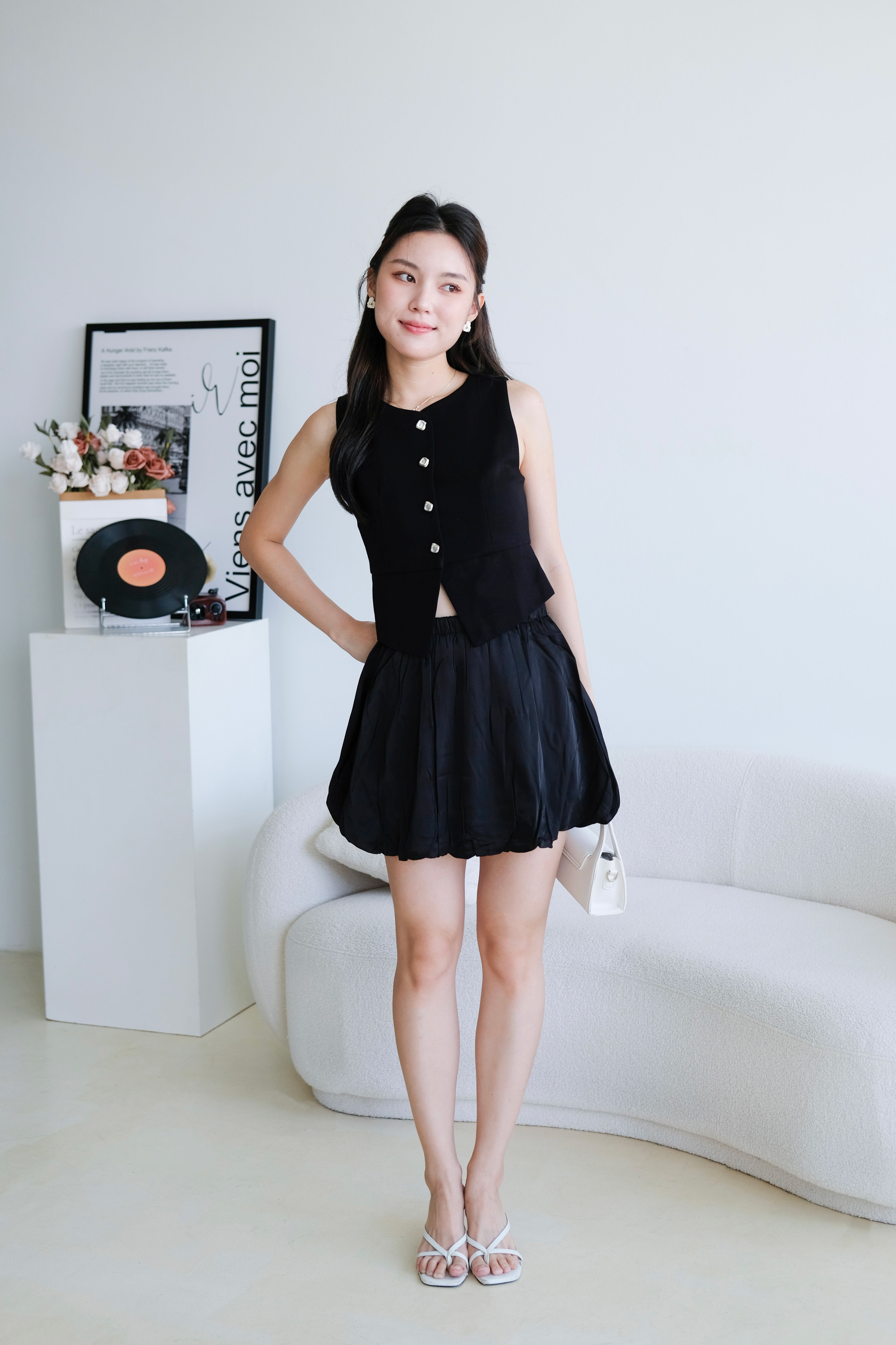 Valerie Round Neck Vest Top (Black)