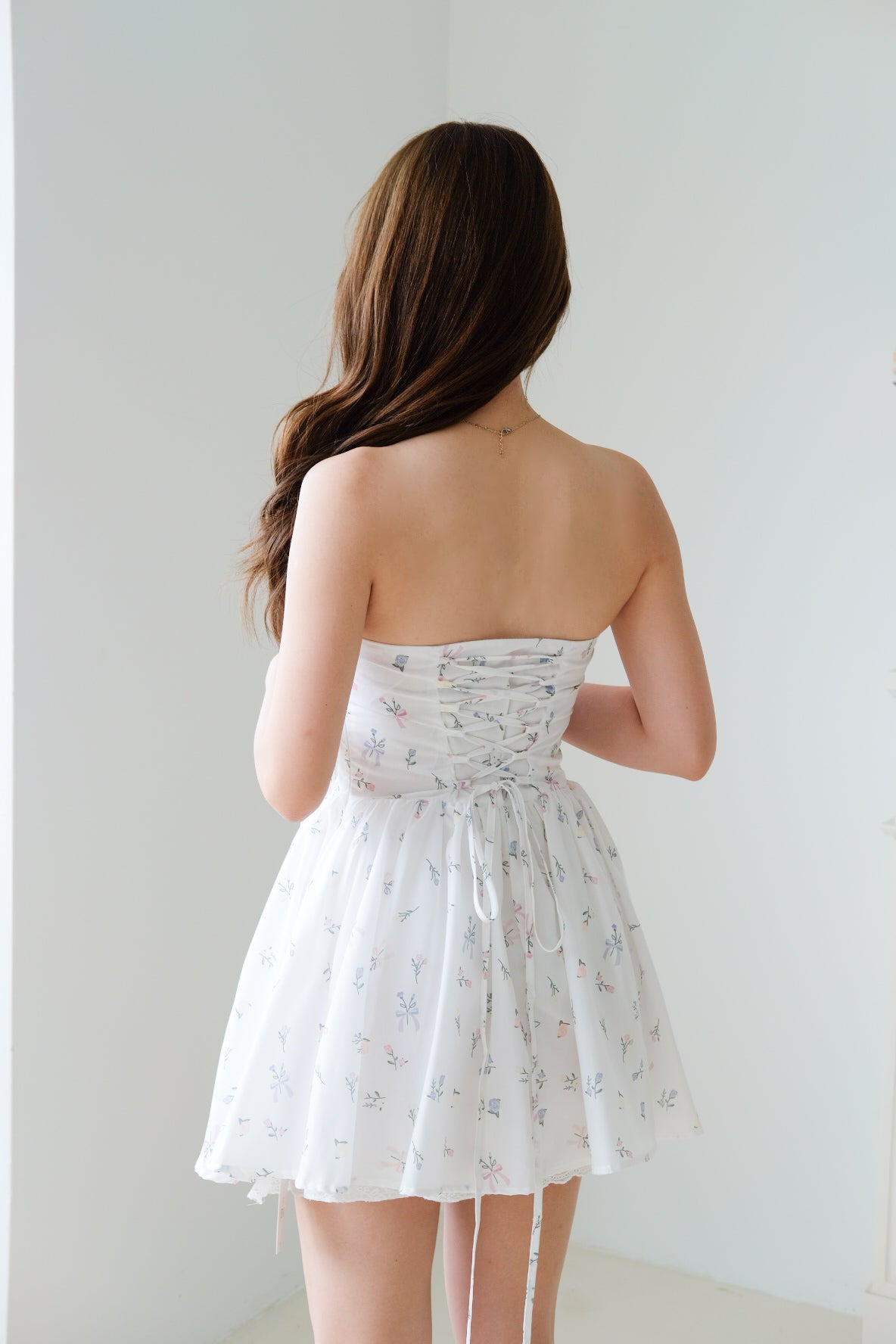 Annie Floral Lace Tube Corset Dress (White)