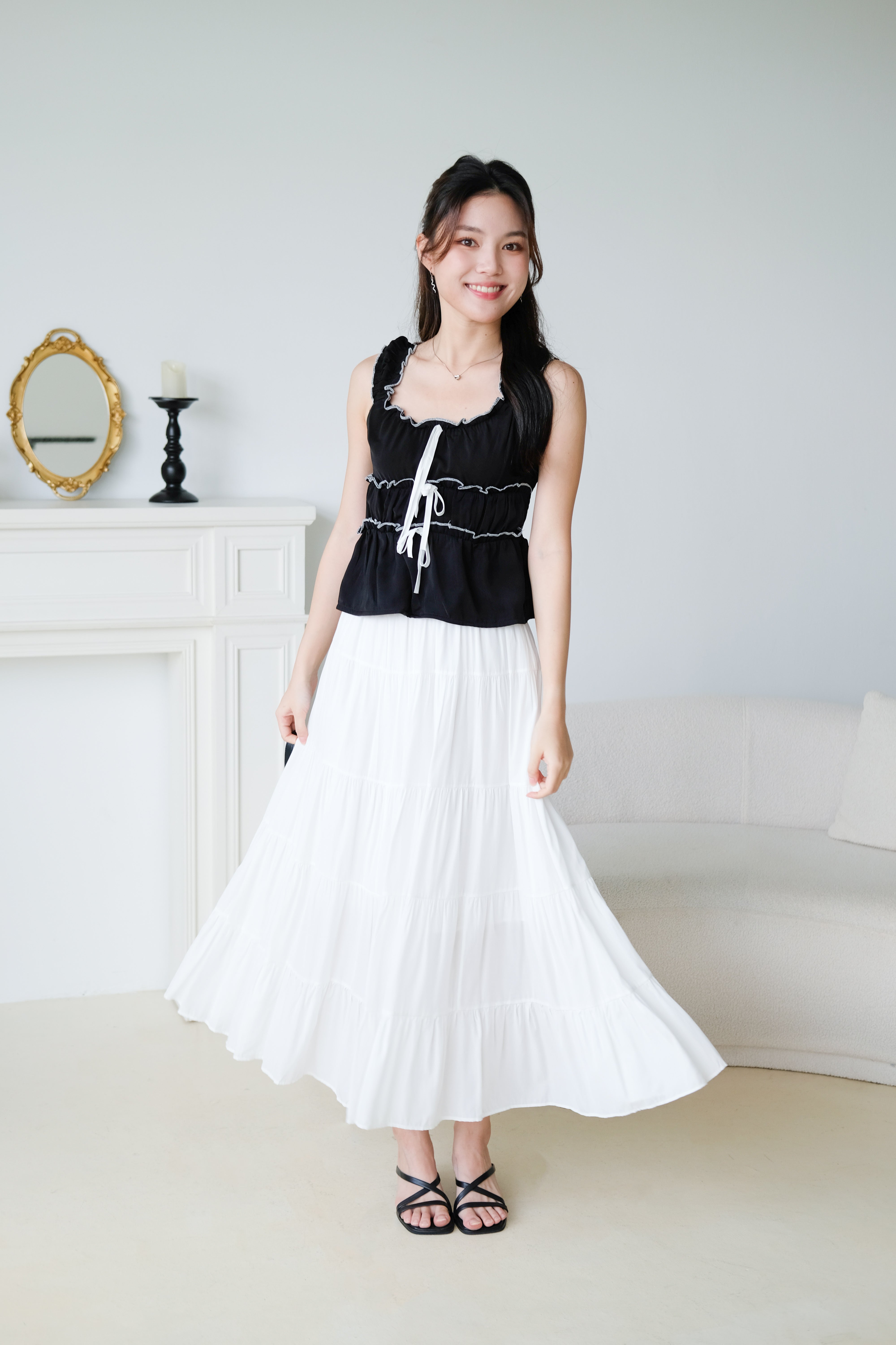 Elowen Coquette Contrast Babydoll Top (Black)