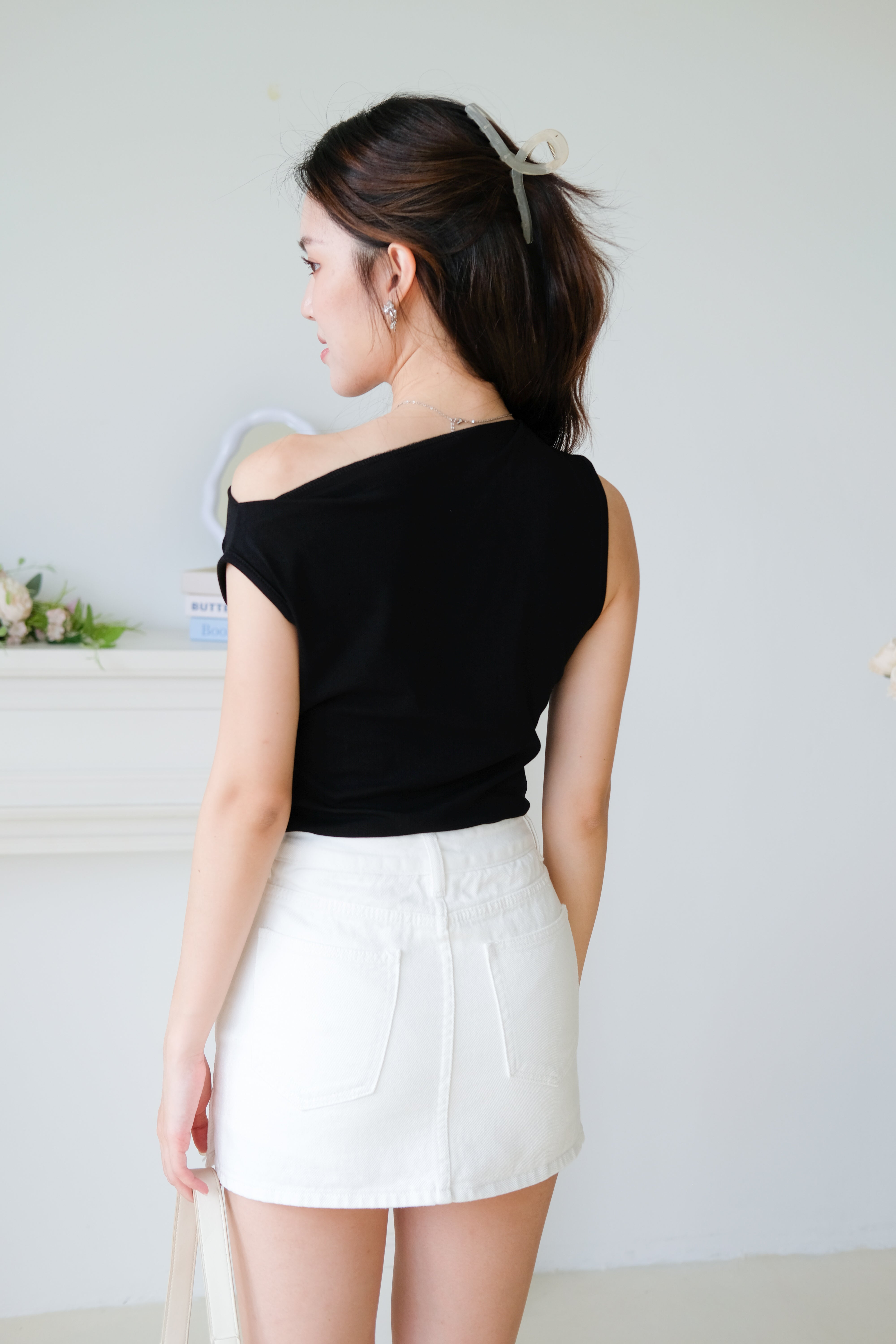 Elora Ruffle Toga Top (Black)