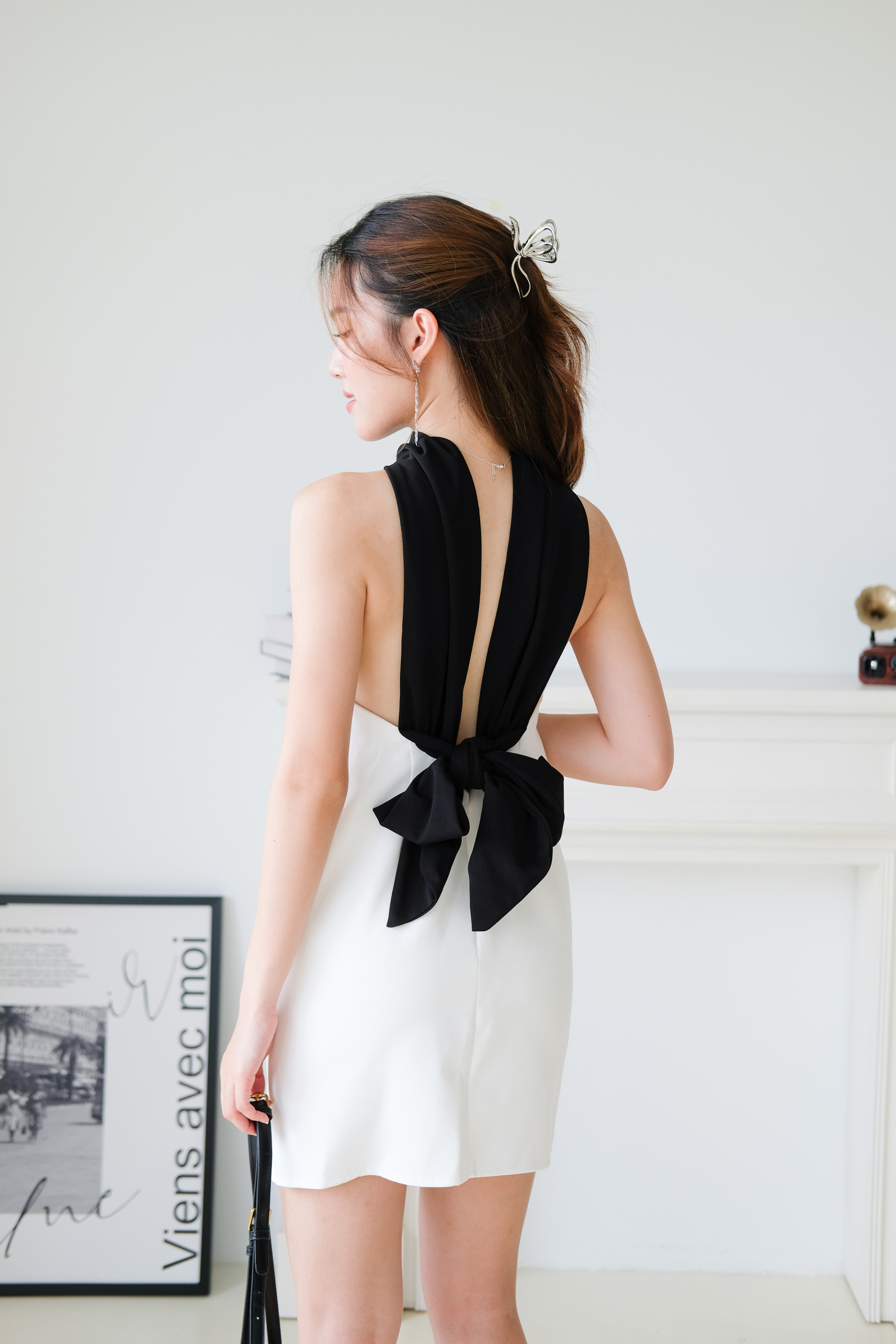 Axelle Contrast Bareback Halter Dress (White)