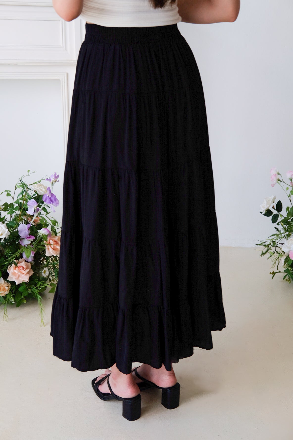 Willa Tiered Maxi Skirt (Black)