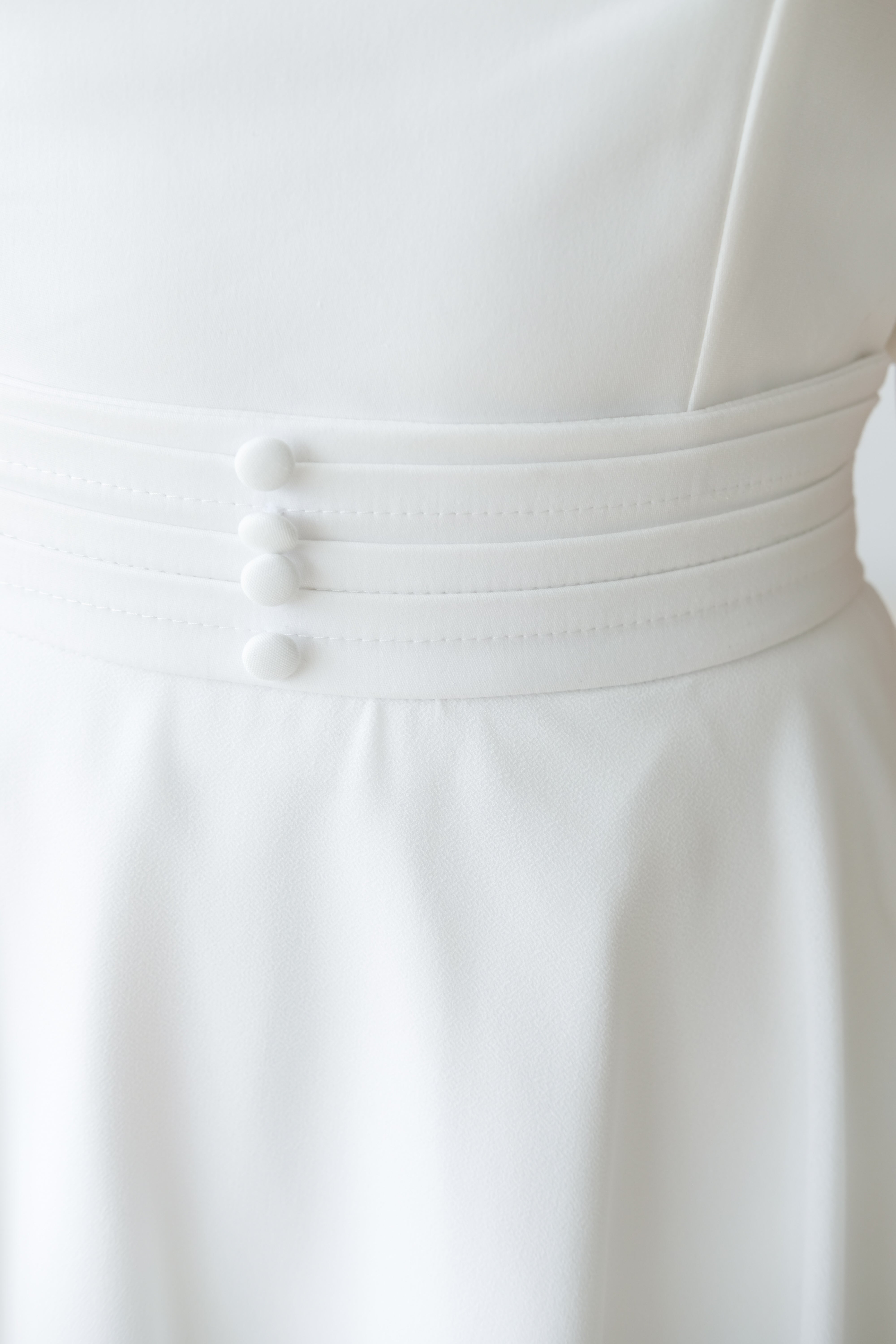 Caley Flutter Sleeves Set (White)