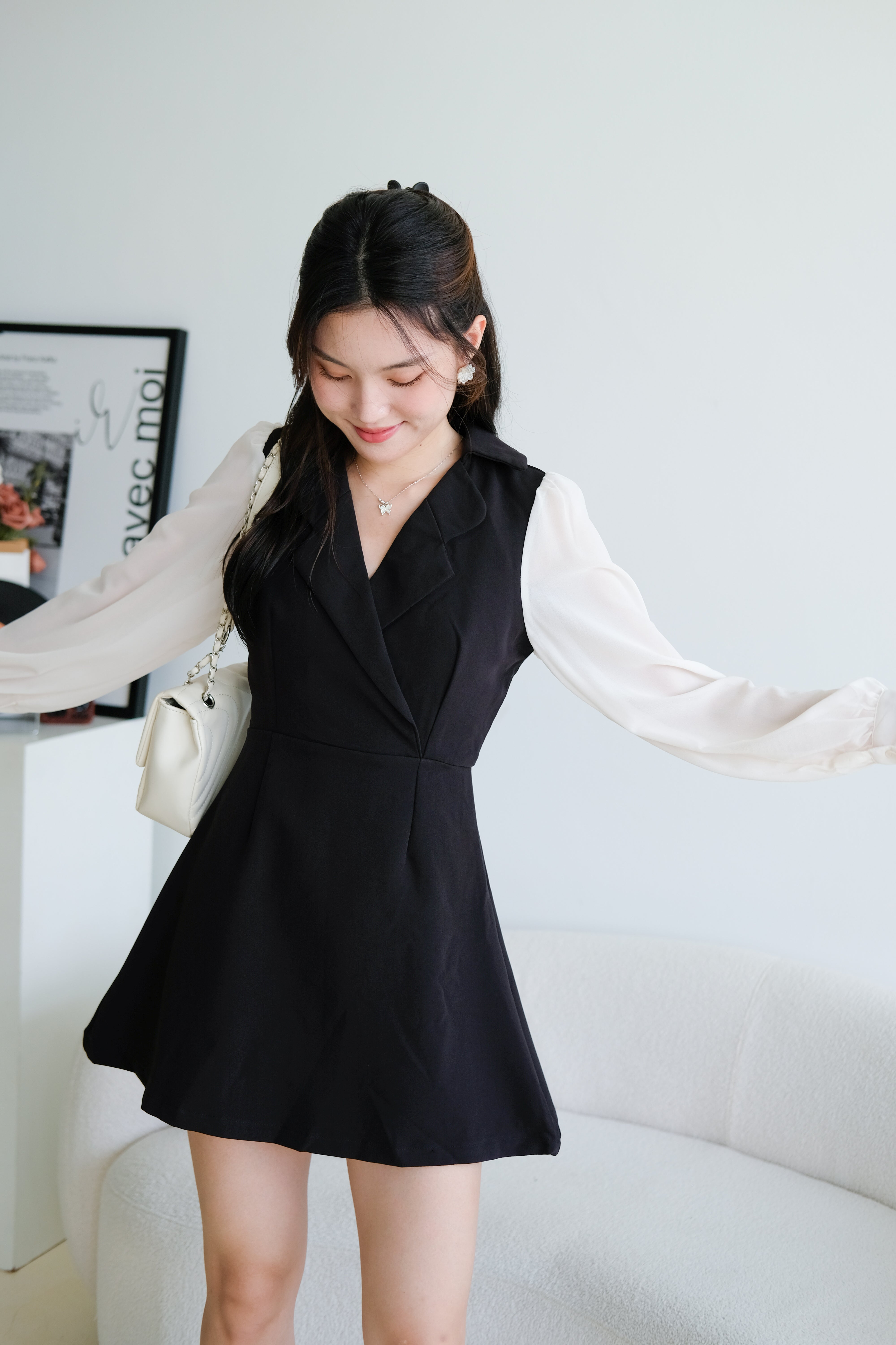 Louisa Blazer Sleeve Dress (Black)