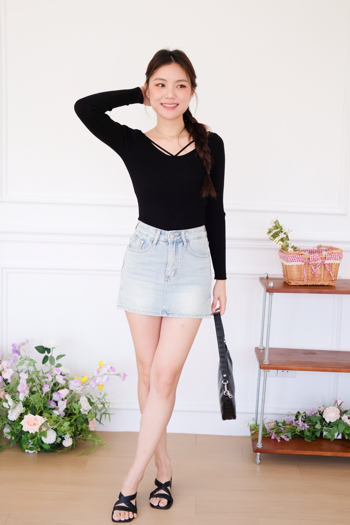 Tristan V Line Sculpted Long Sleeves Top (Black)
