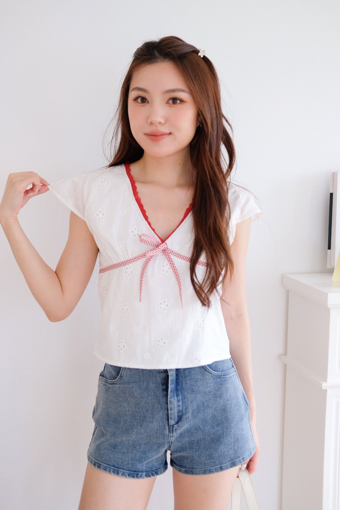Joyce Eyelet Contrast Ribbon Top (White)