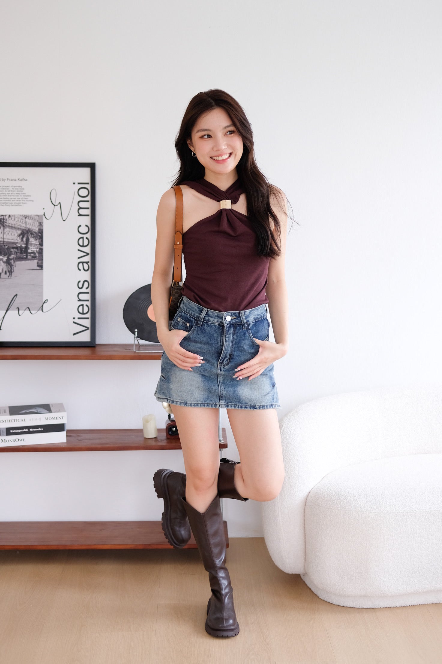 Suezette Halter Gold Ornament Knit Top (Brown)