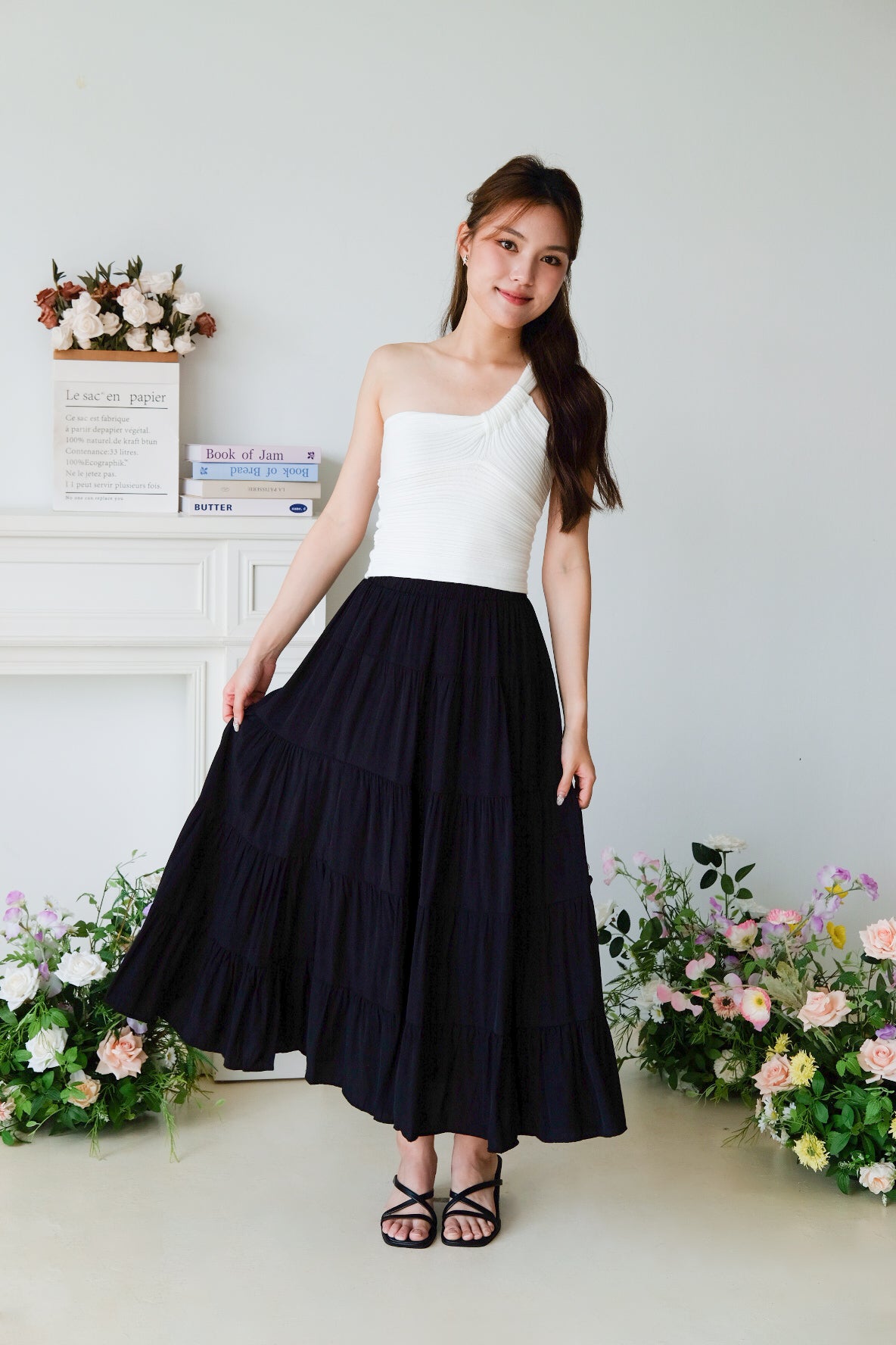 Willa Tiered Maxi Skirt (Black)