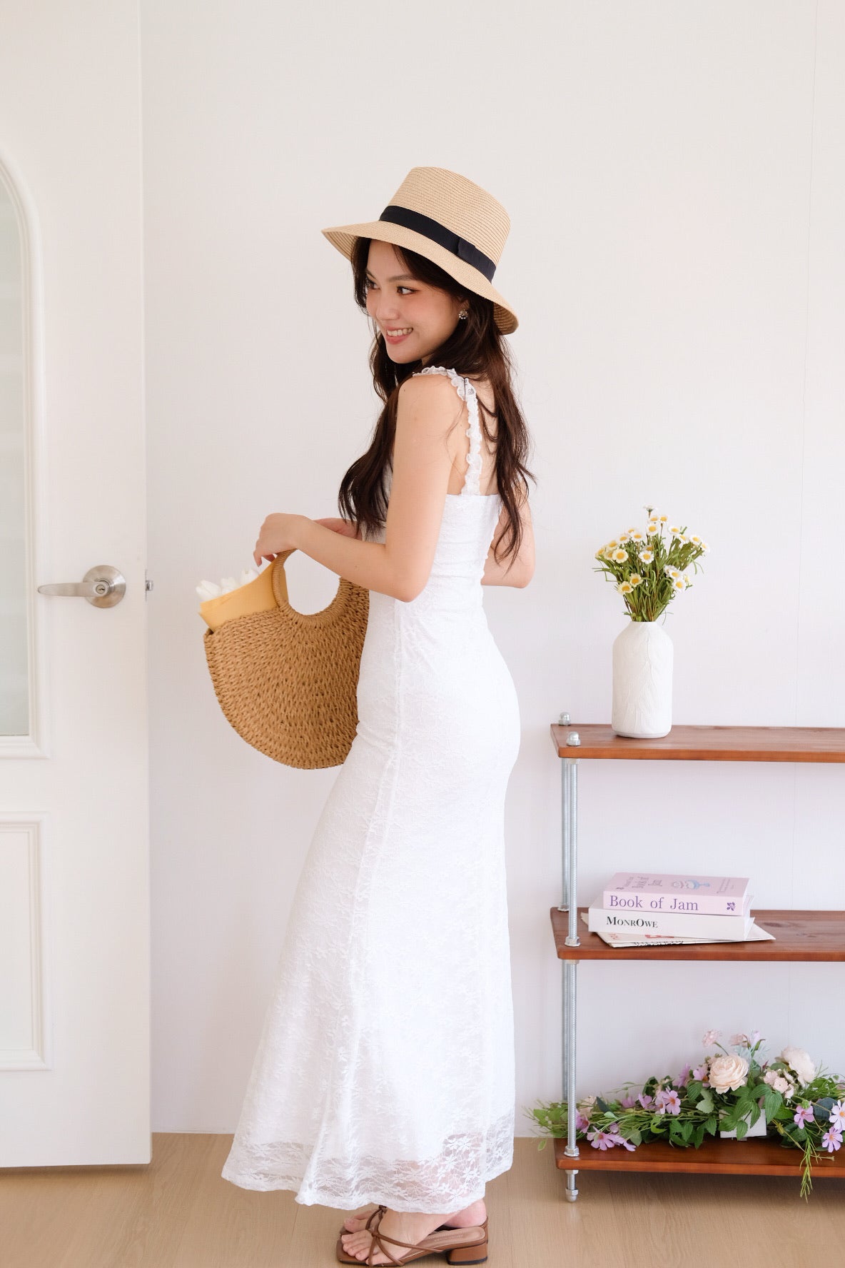 Leona Lace Maxi Bodycon Dress (White)