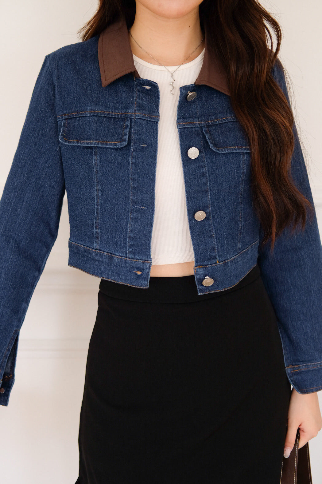 Crosby Contrast Denim Cropped Jacket (Dark Blue)