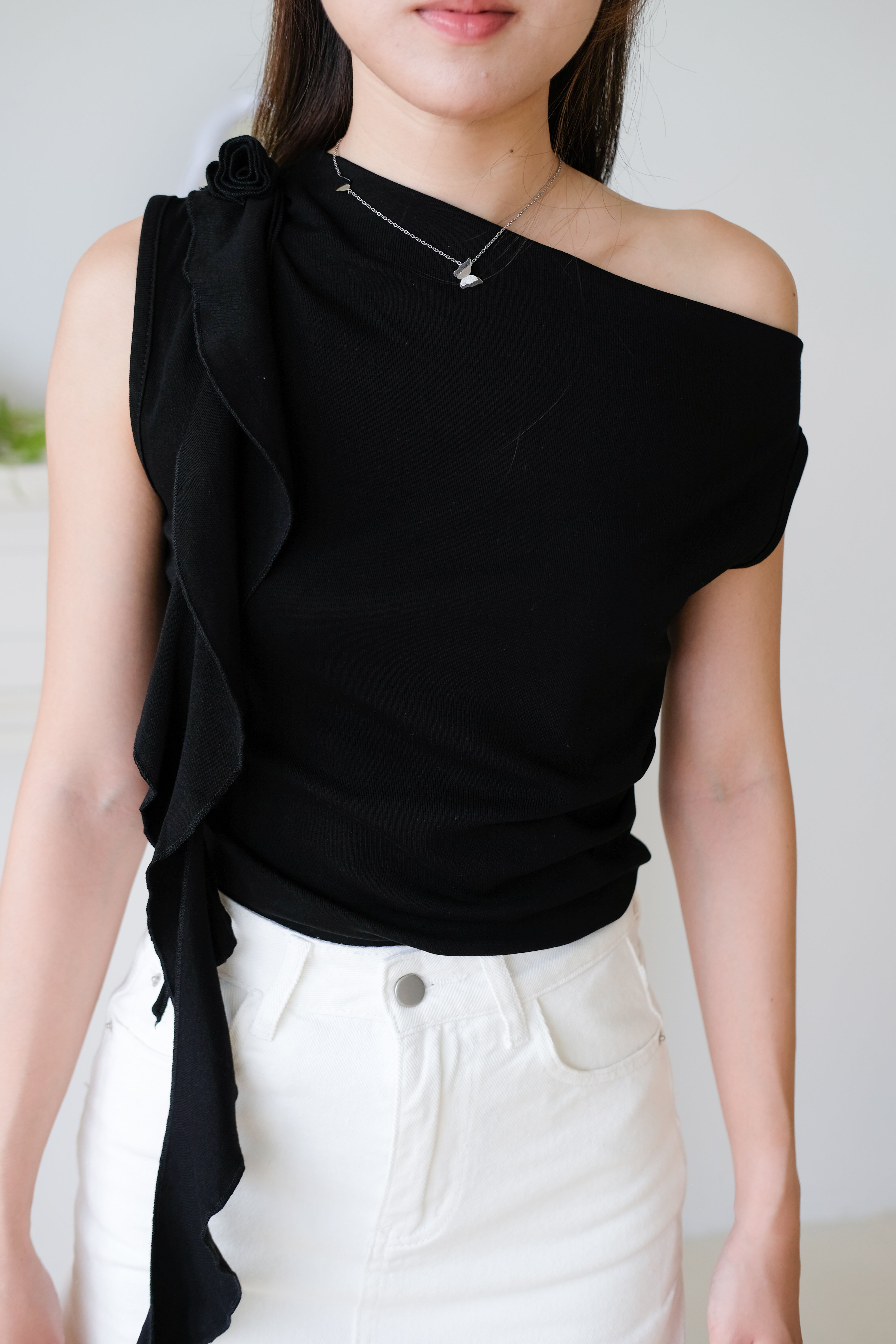 Elora Ruffle Toga Top (Black)
