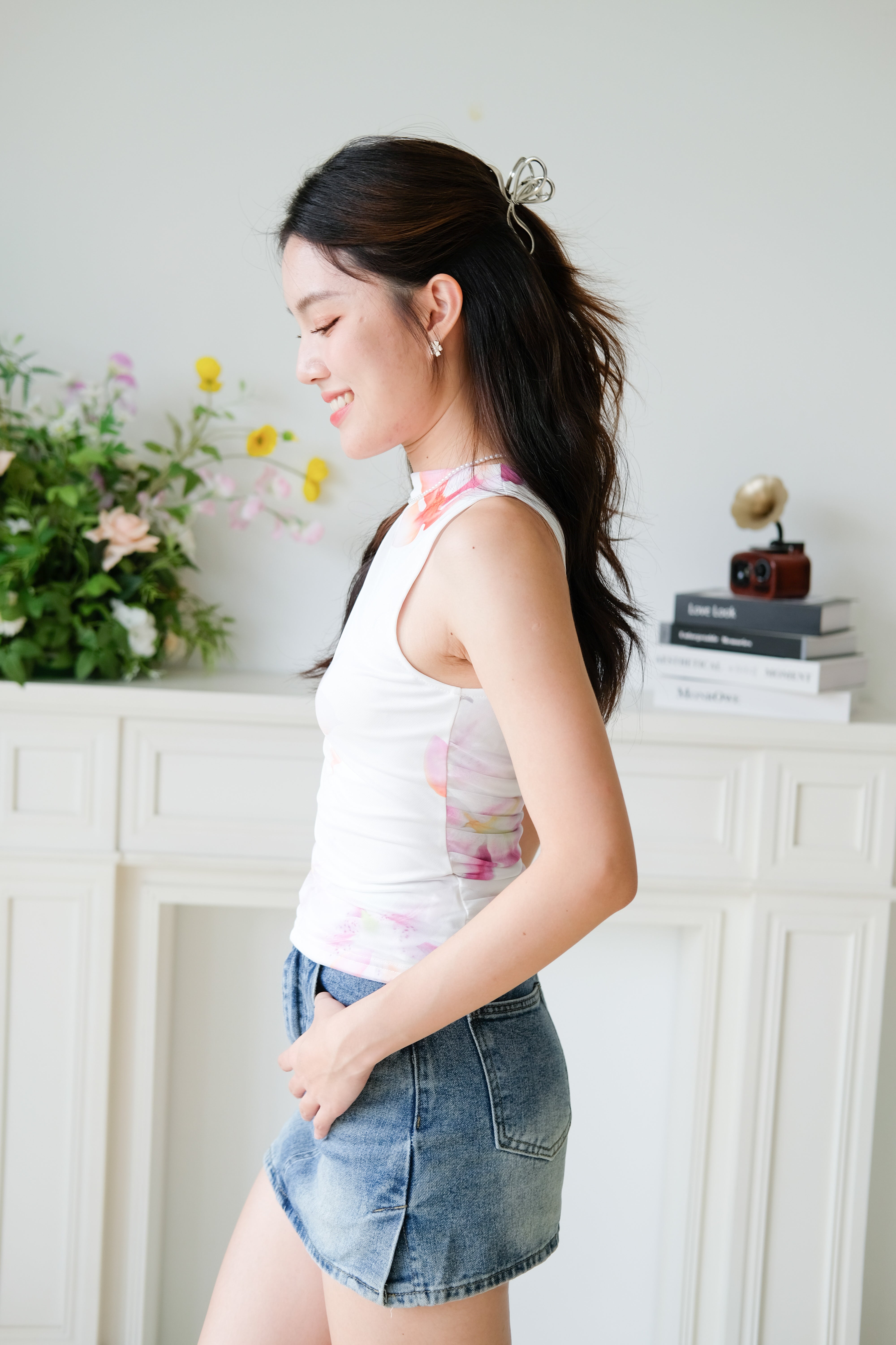 Lilo Abstract Floral Mesh Top (Lilac Flower)