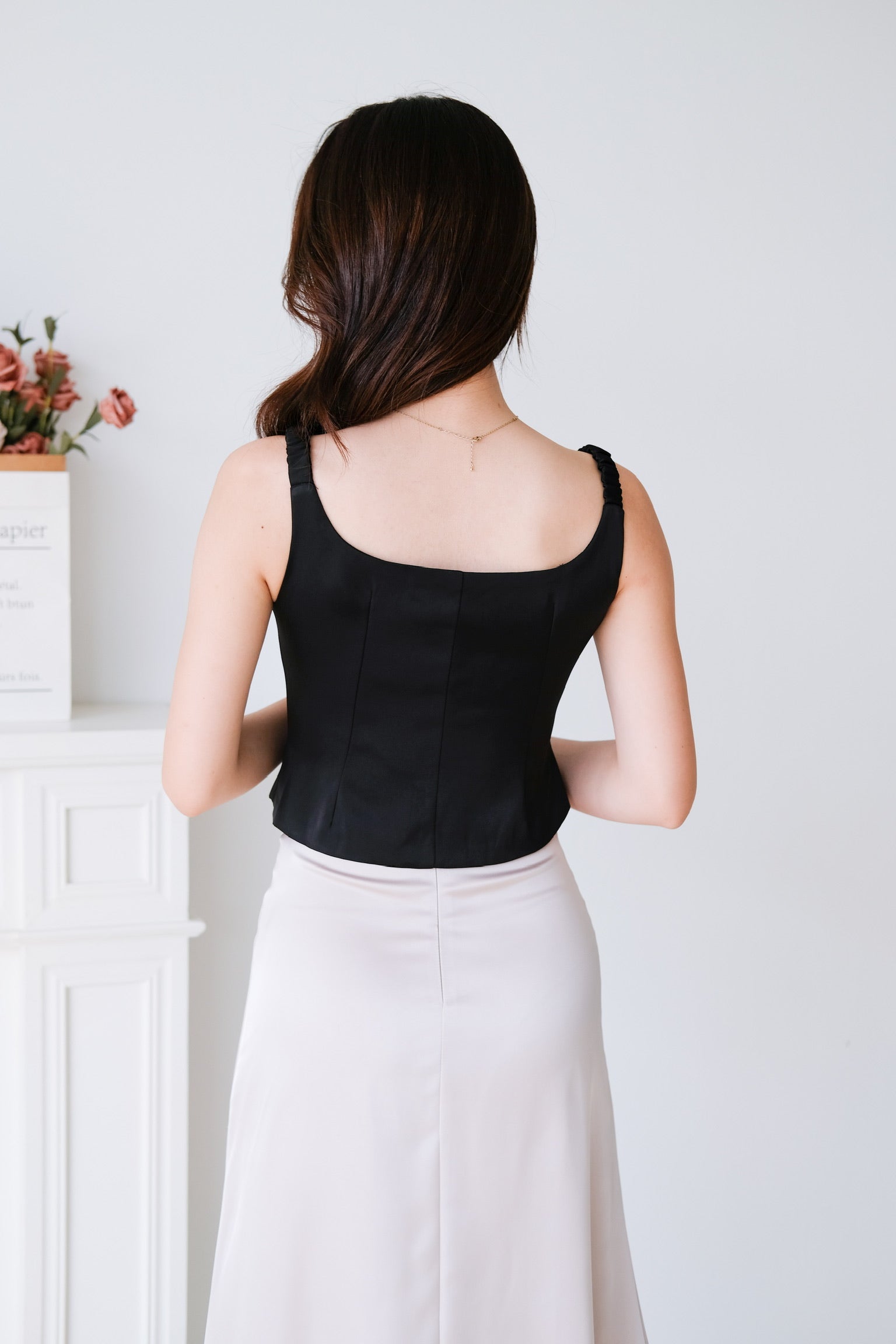 Maribelle Ribbon Scoop Top (Black)