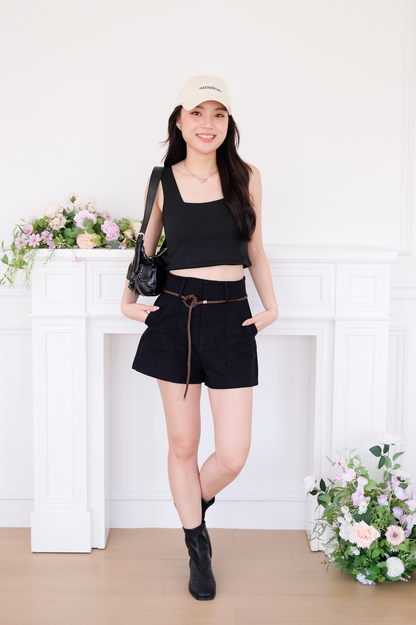 Mindy Linen Shorts (Black)