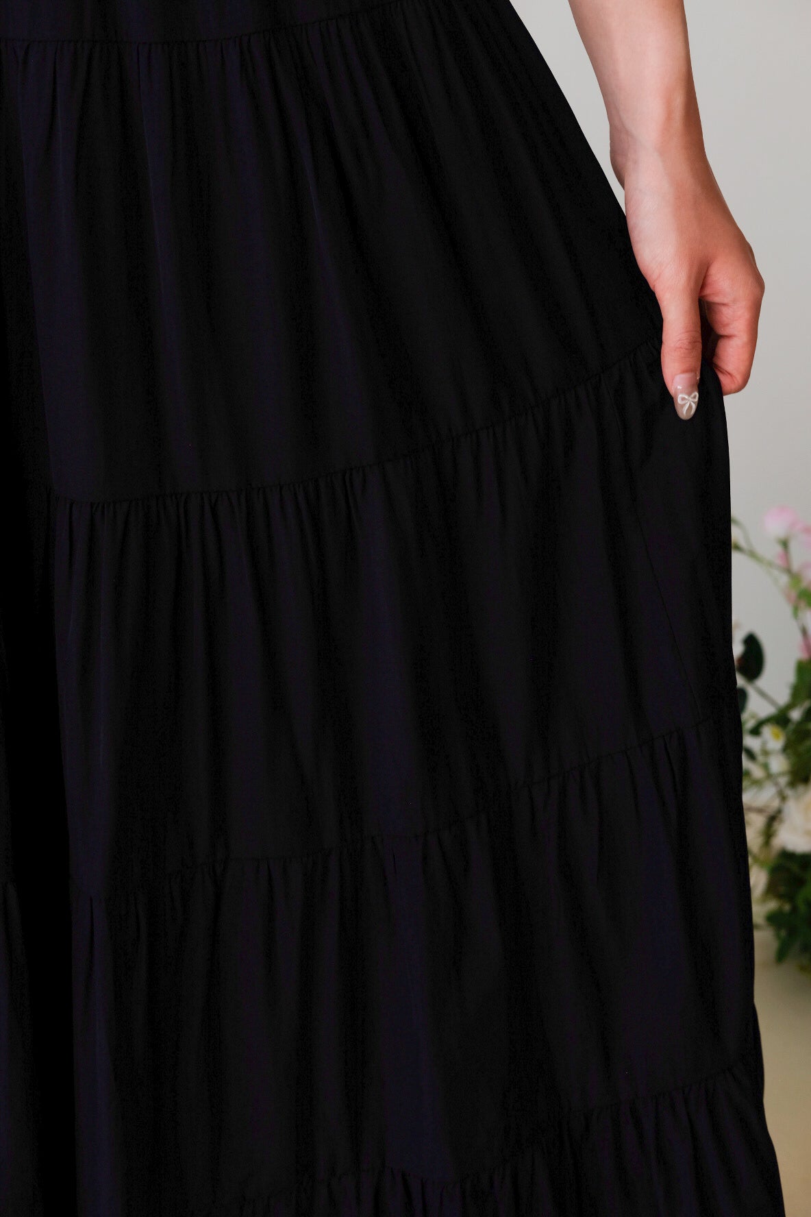 Willa Tiered Maxi Skirt (Black)