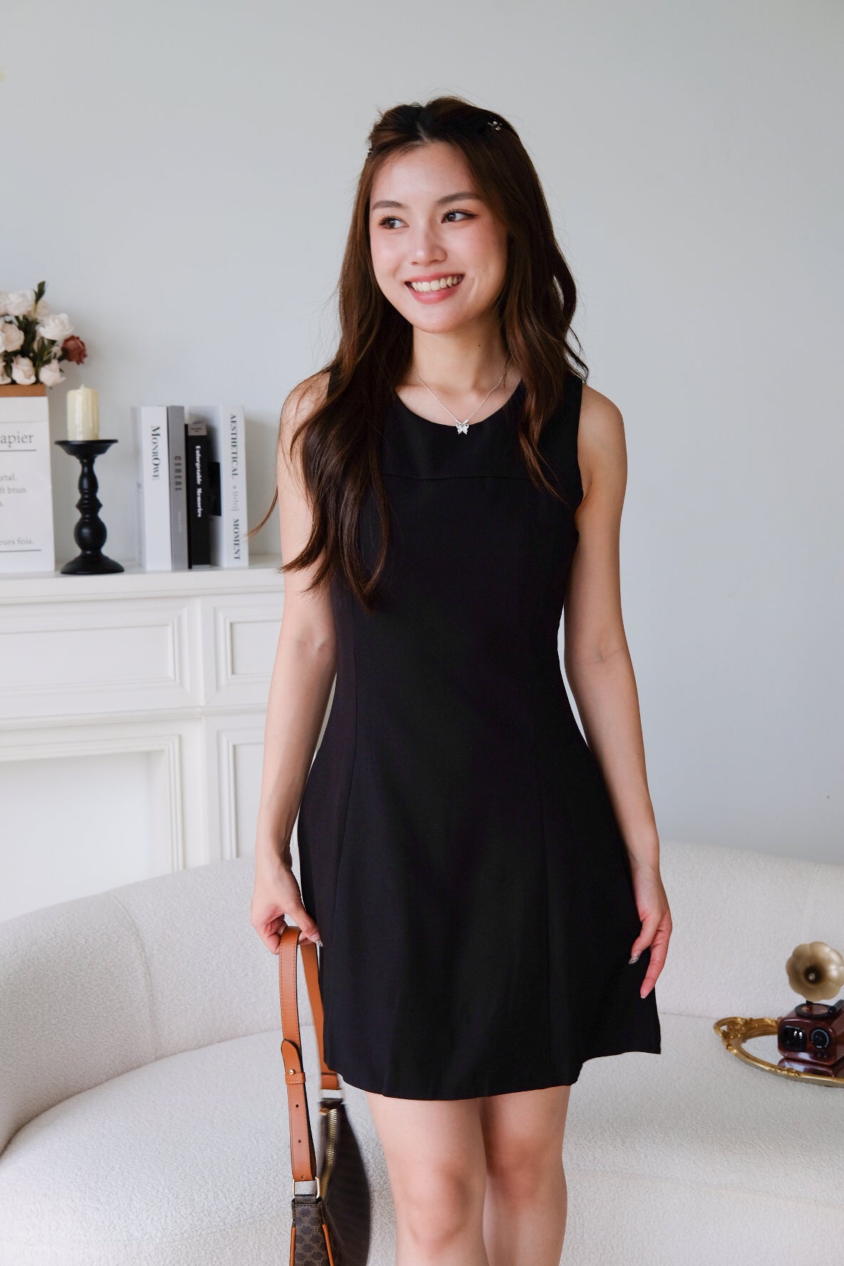 Yuna Classic A Line Dress (Black)