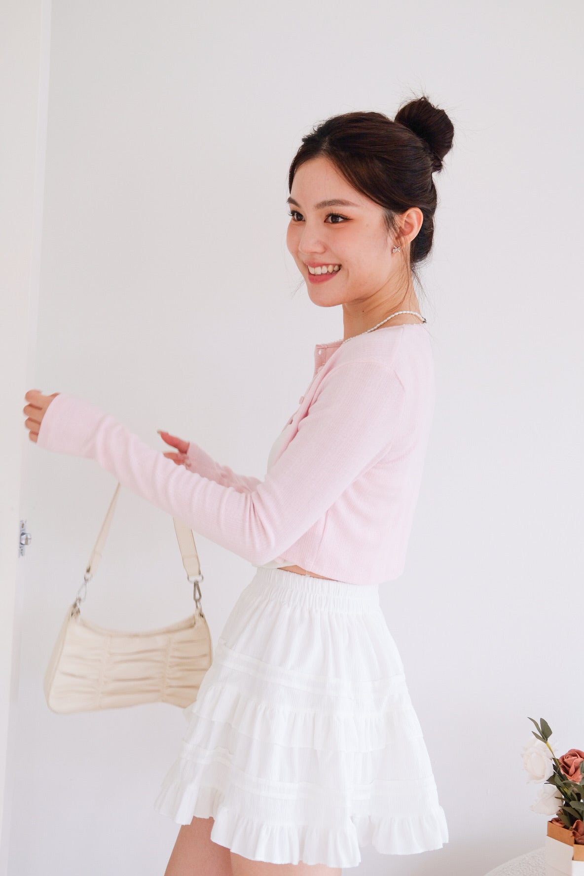 Danielle Cropped Cardigan (Light Pink)