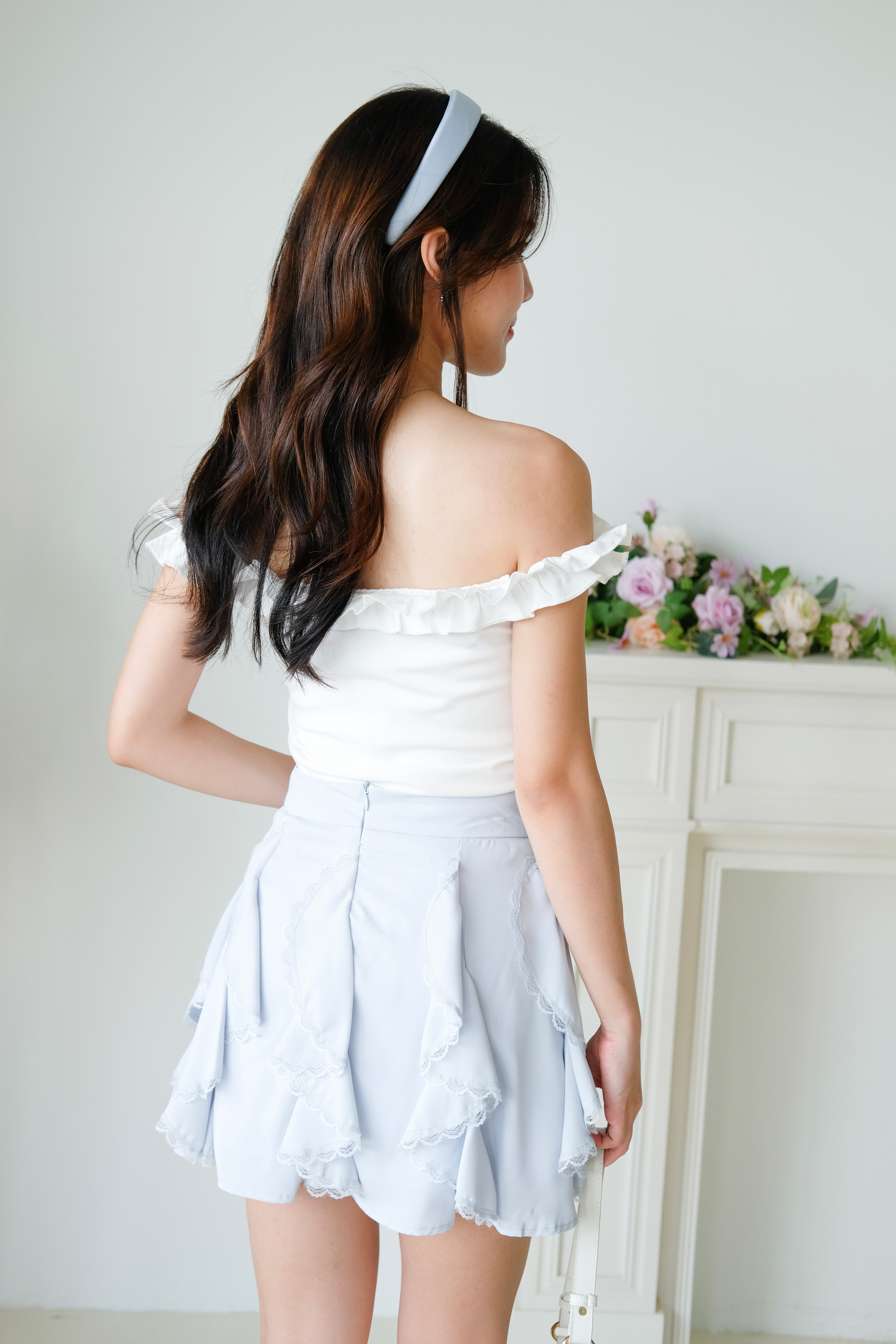 Layla Ruffle Off Shoulder (White)